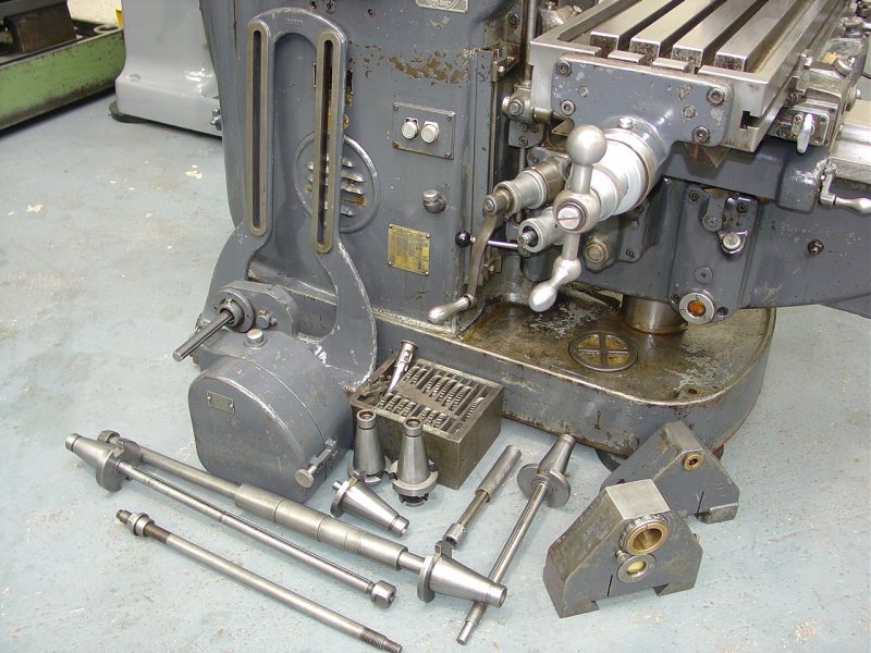Cincinnati No.2 Universal Milling Machine