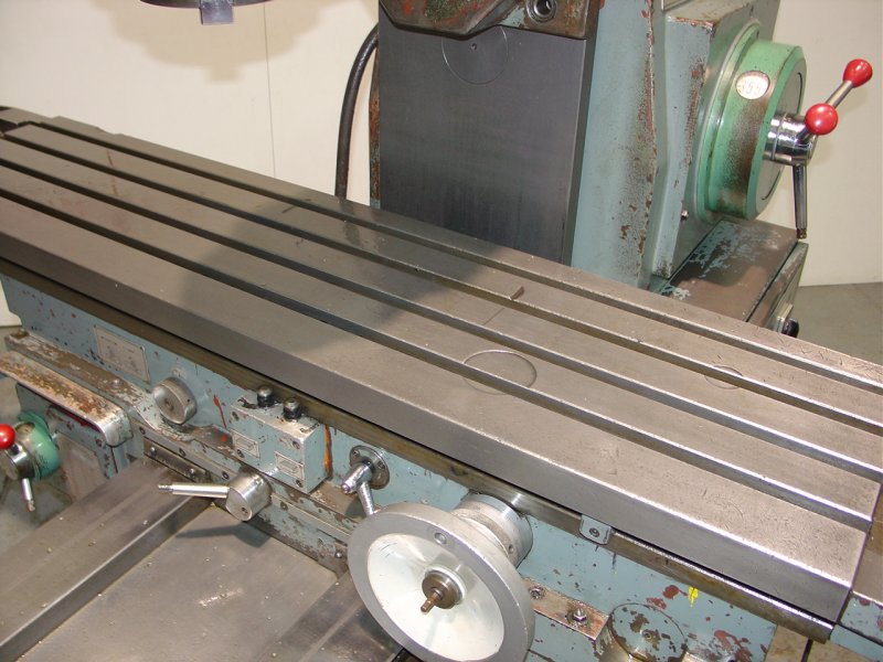 Correa Type F3UE Horizontal Milling Machine