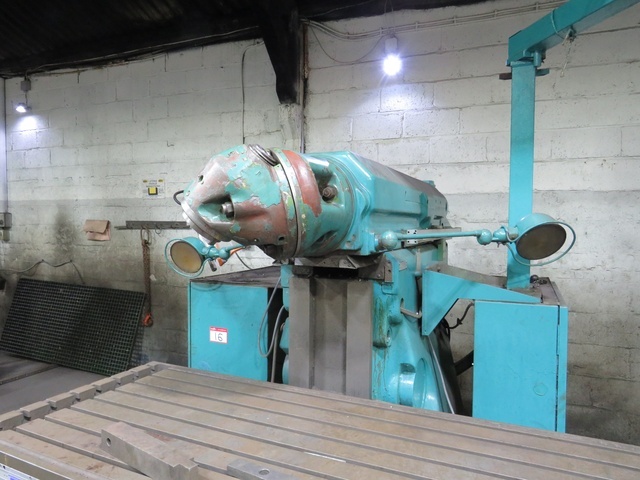 Huron M66 355 Milling Machine