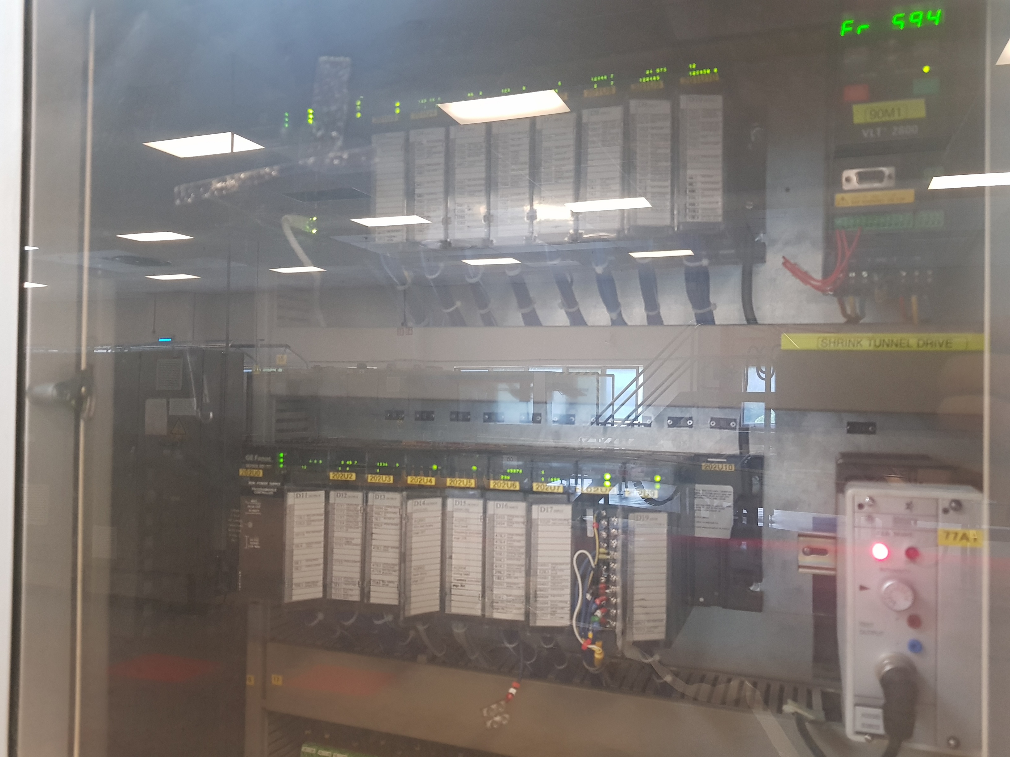 ZVT Tray Packer / Shrink Tunnel