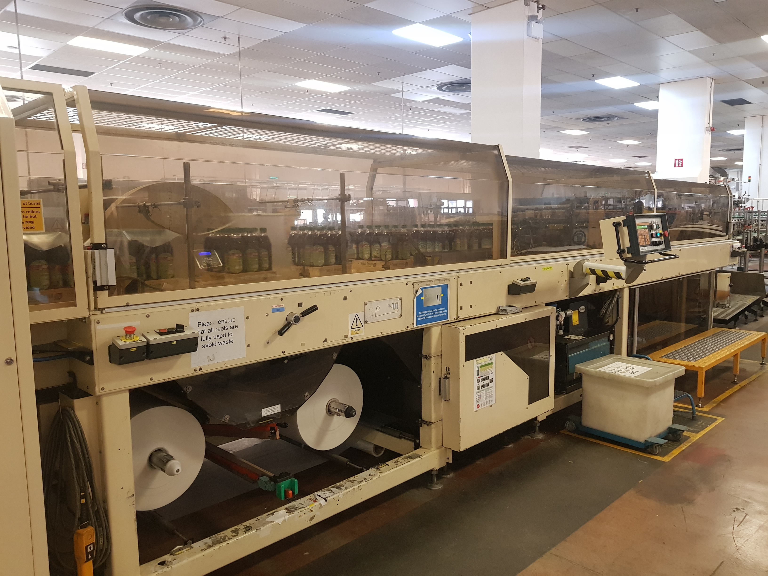 ZVT Tray Packer / Shrink Tunnel