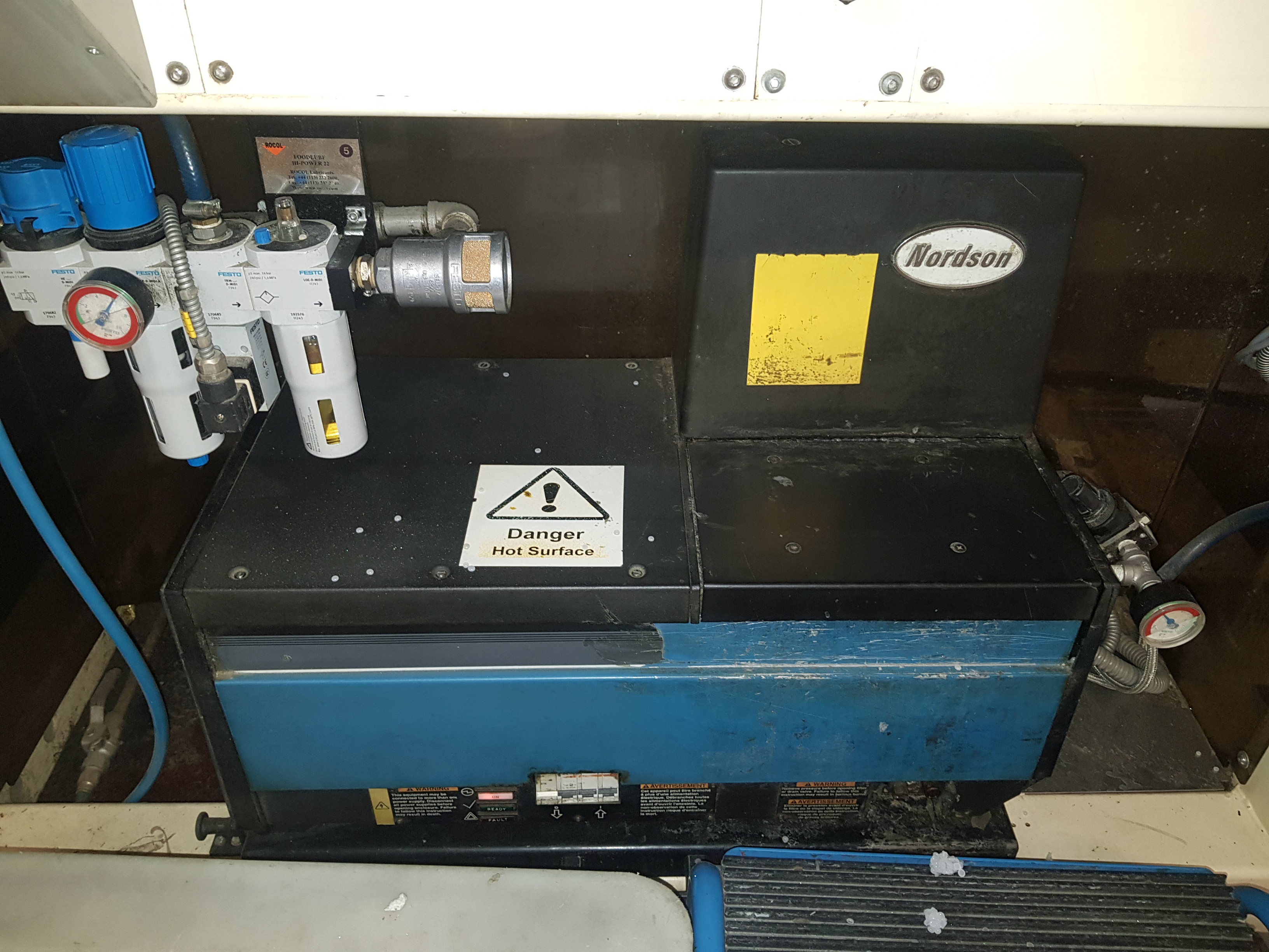 ZVT Tray Packer / Shrink Tunnel