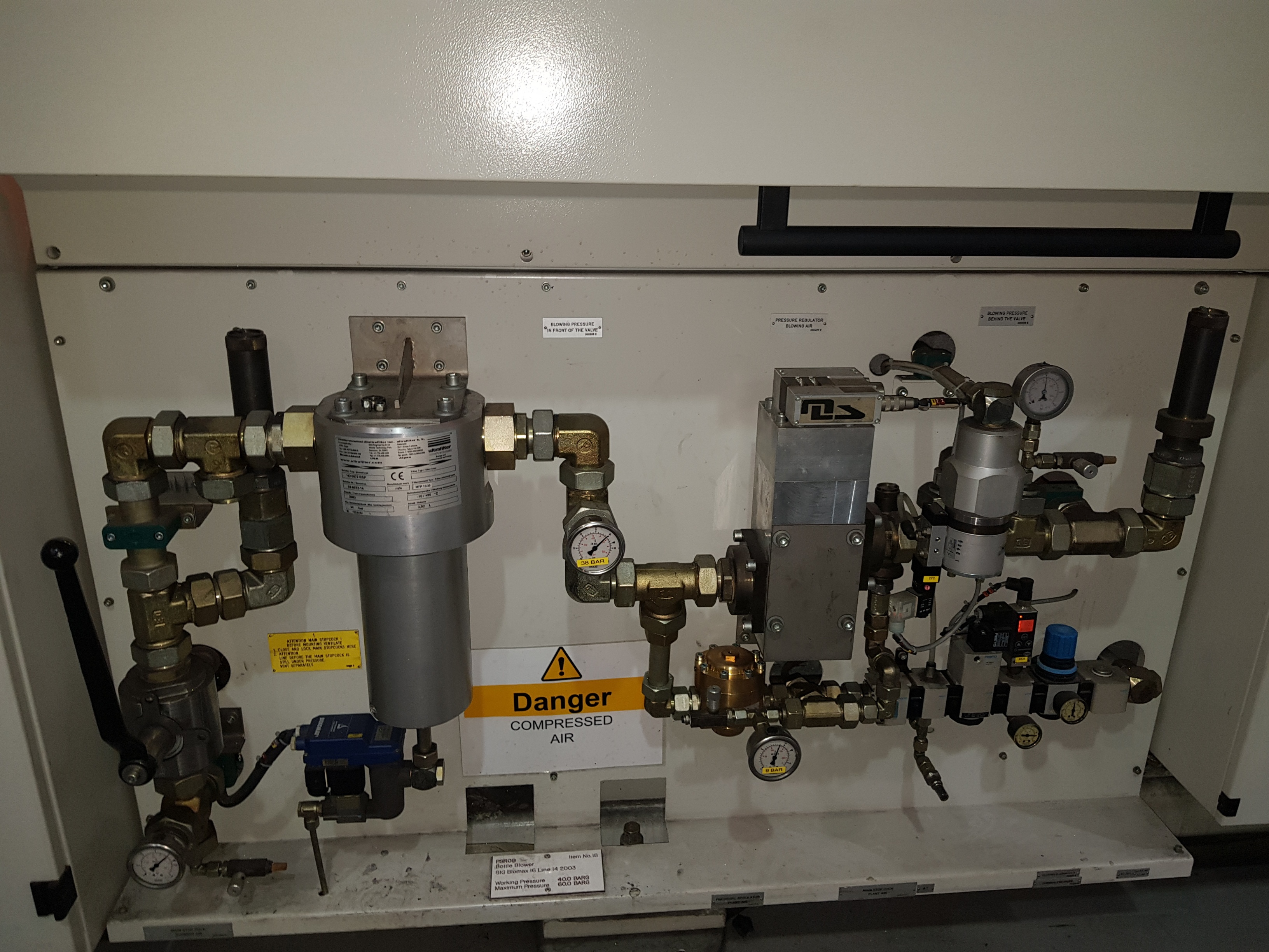 Sig Blowmax-16 PET Blow Moulder