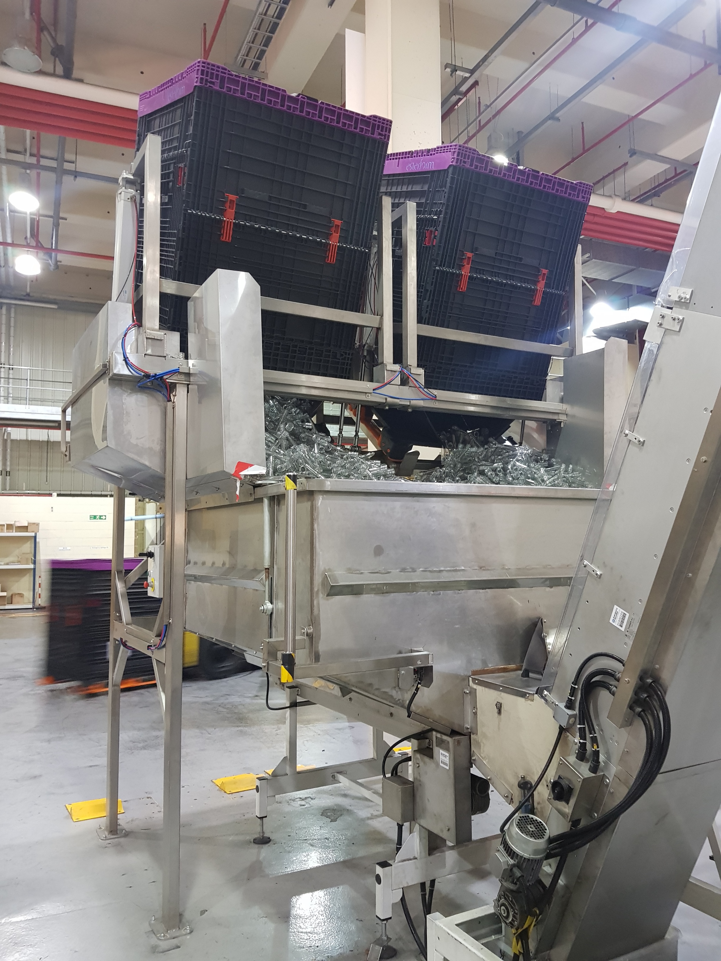 PET bottle blow moulding, filling and packing line (Line 14), Comprising lots 127 to 141