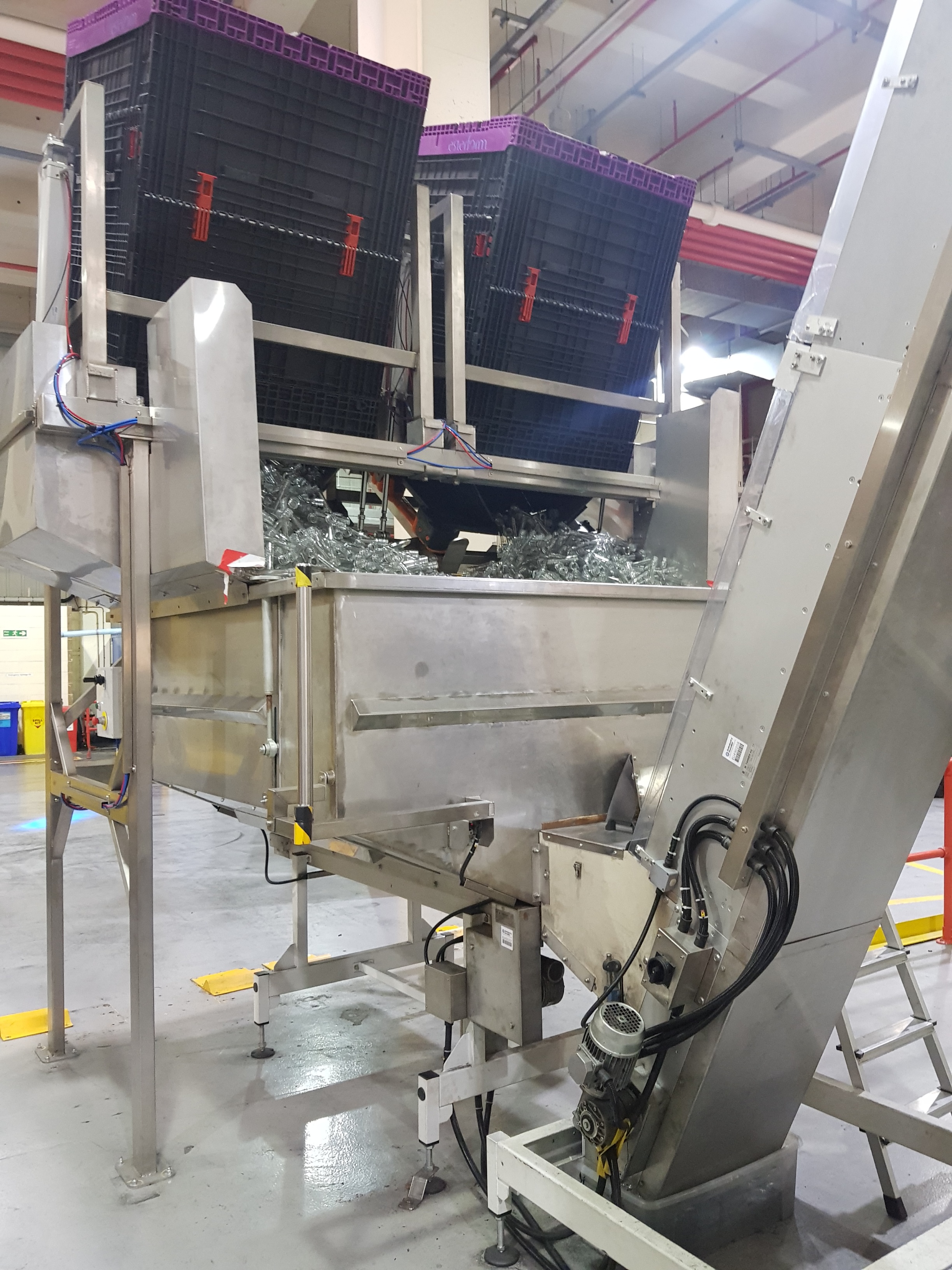 M.Tanner SBT-2213 Tipping Hopper