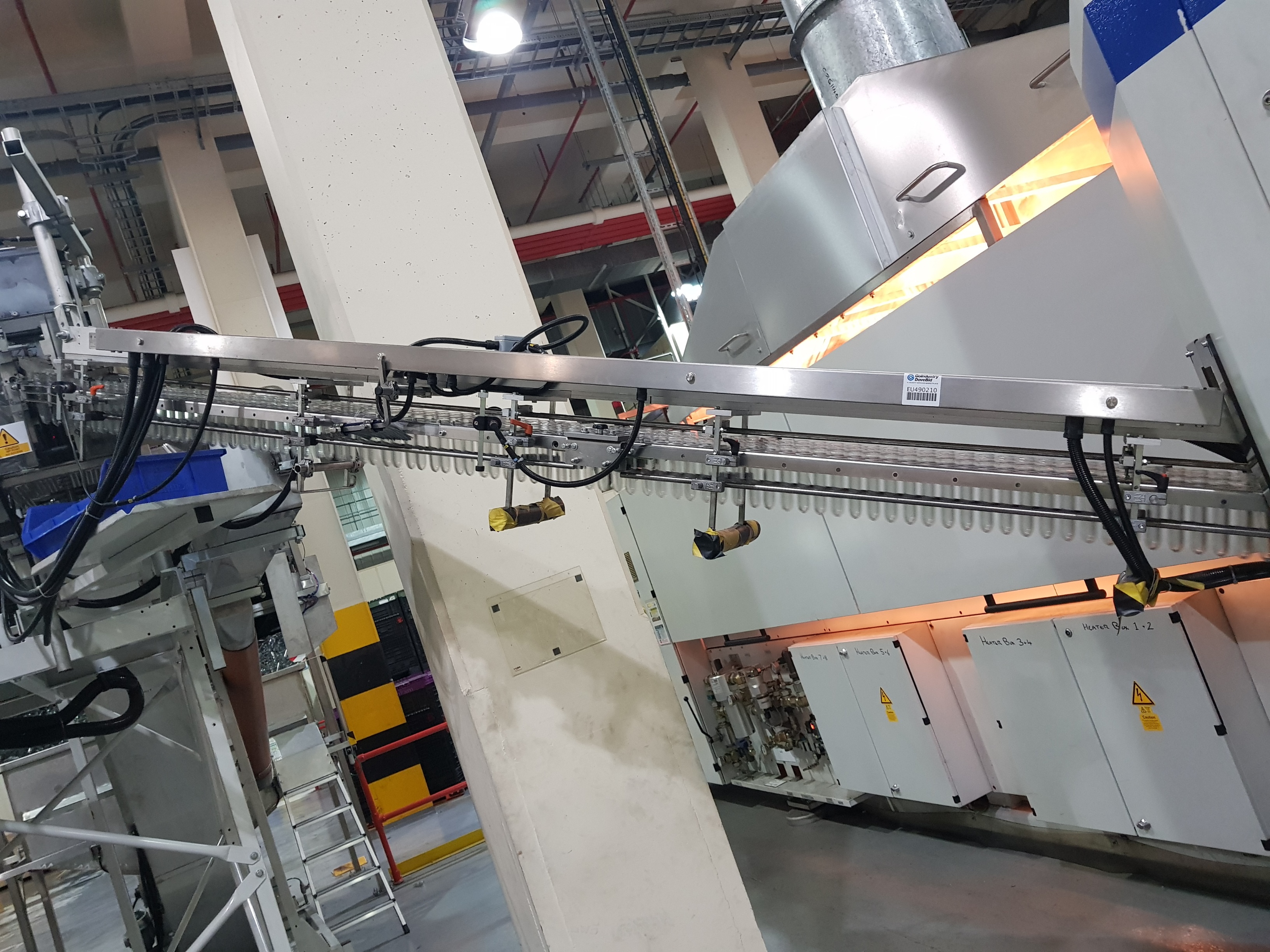 M.Tanner Preform Feeder