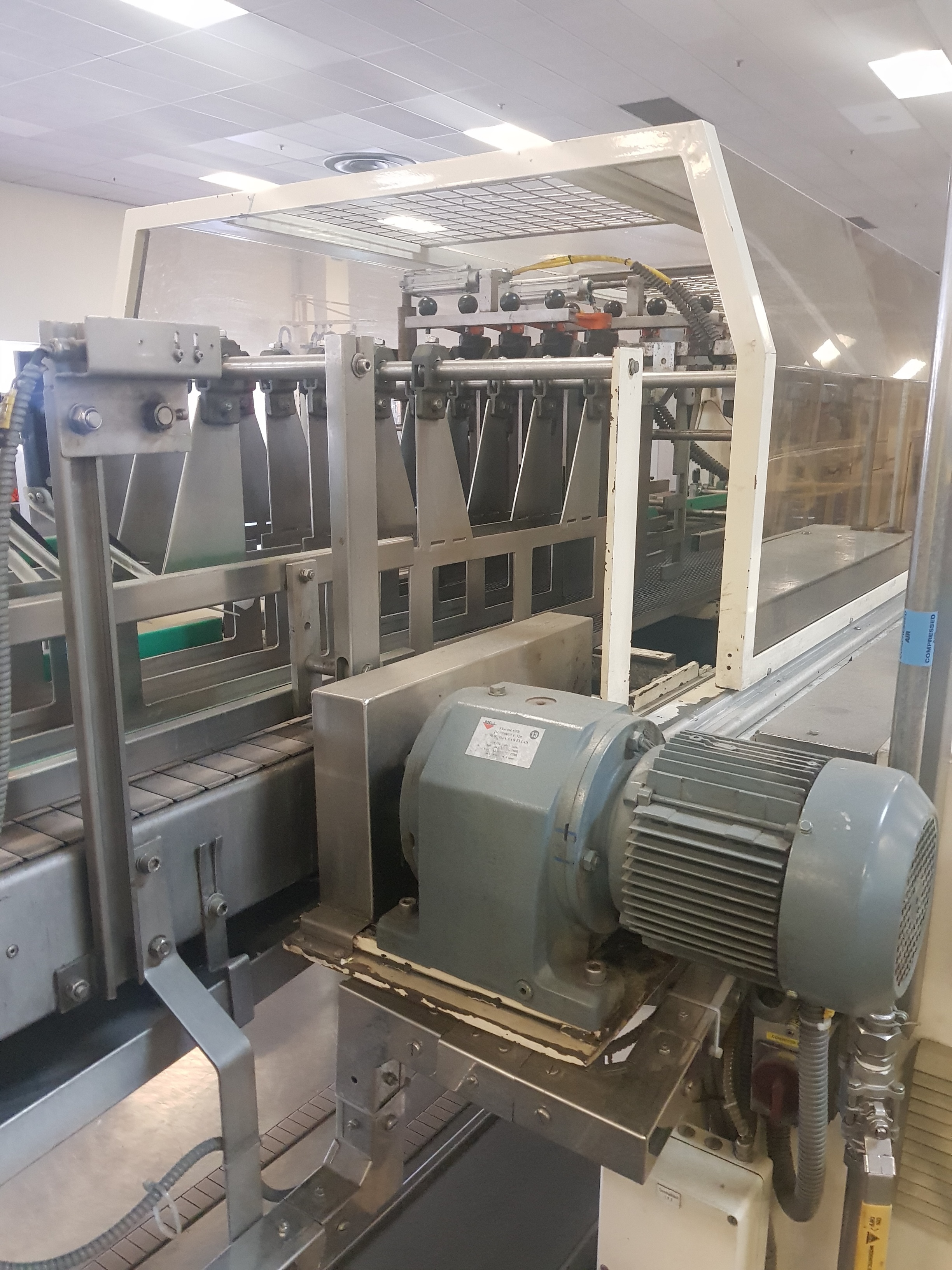 ZVT DFT Tray Packer / Shrink Tunnel