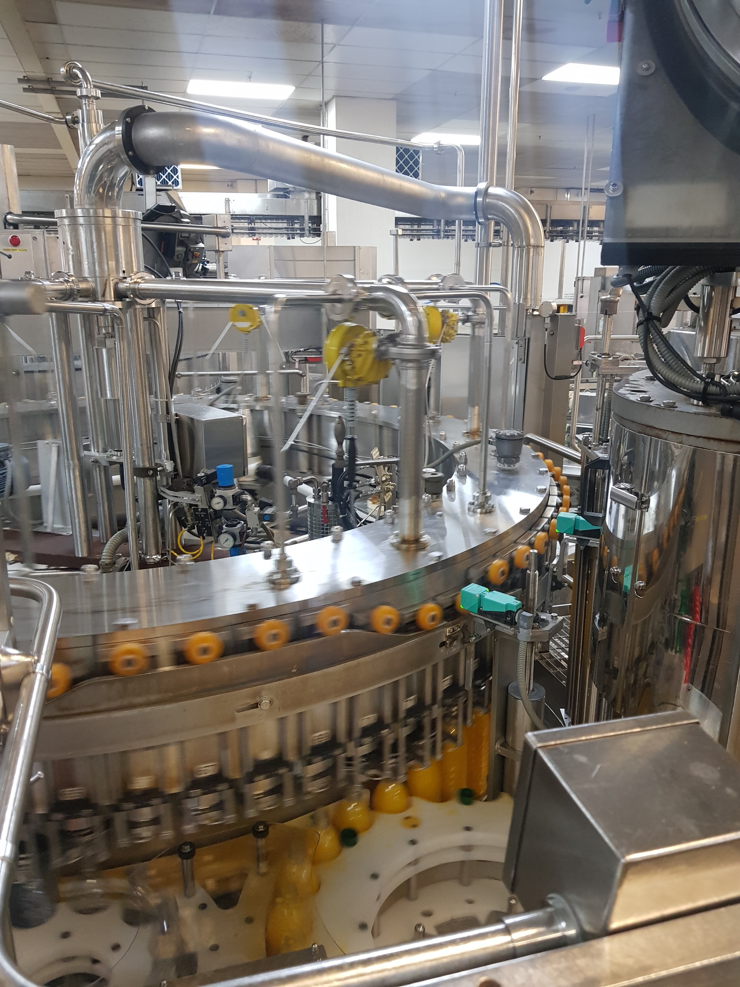 Krones Filler / Capper