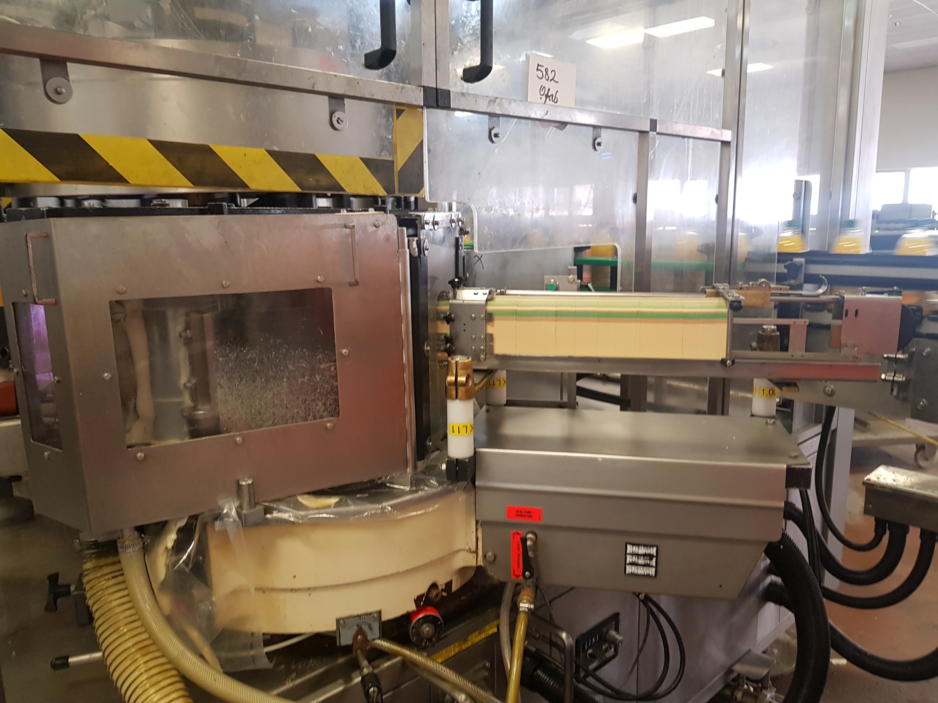 Krones Solomatic Twin Labeller