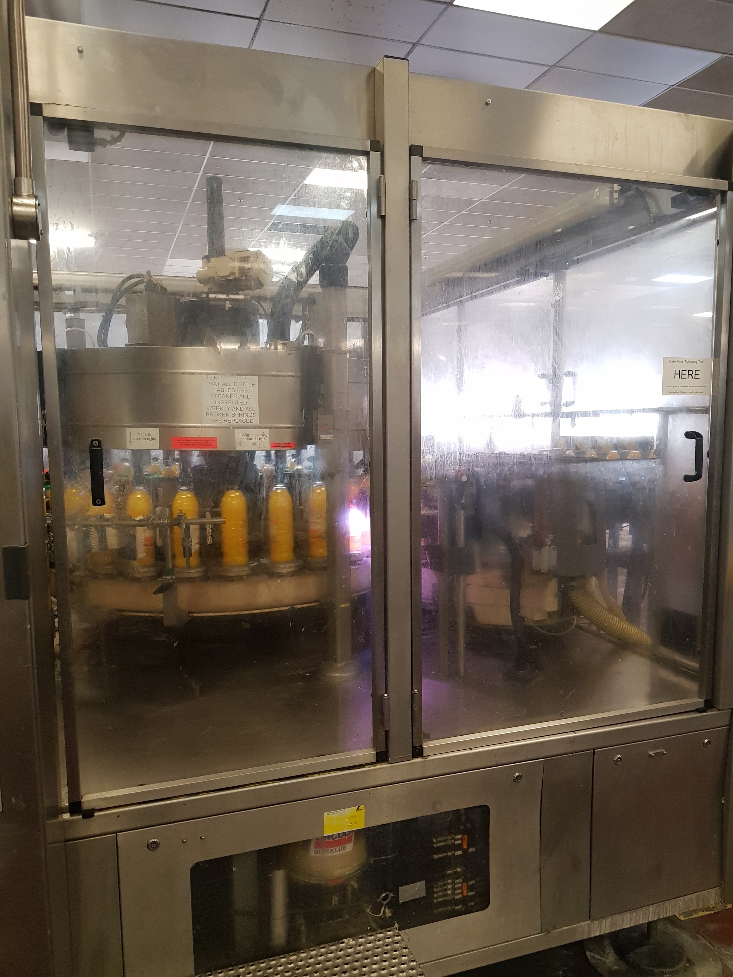 Krones Solomatic Twin Labeller