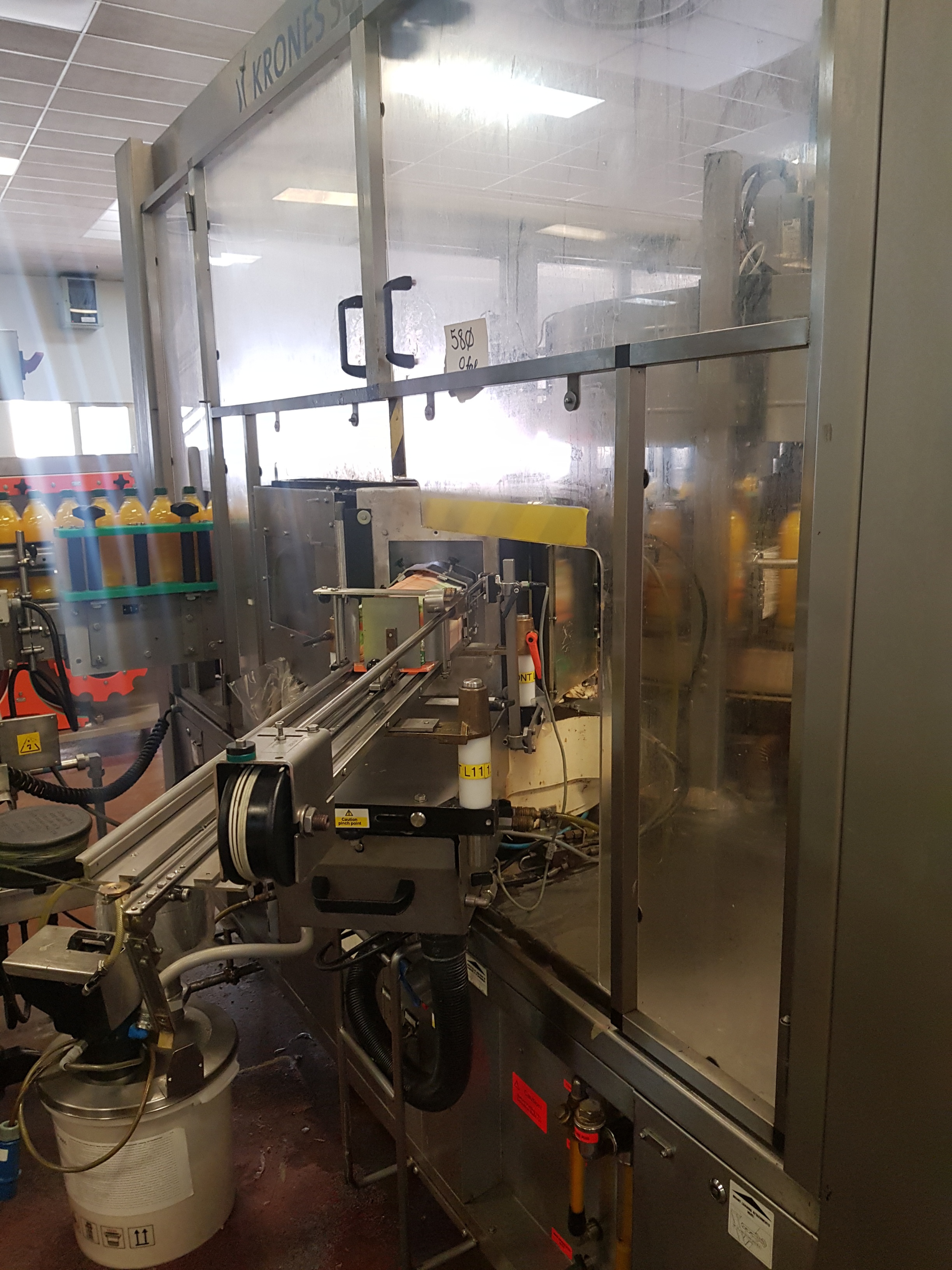 Krones Solomatic Twin Labeller