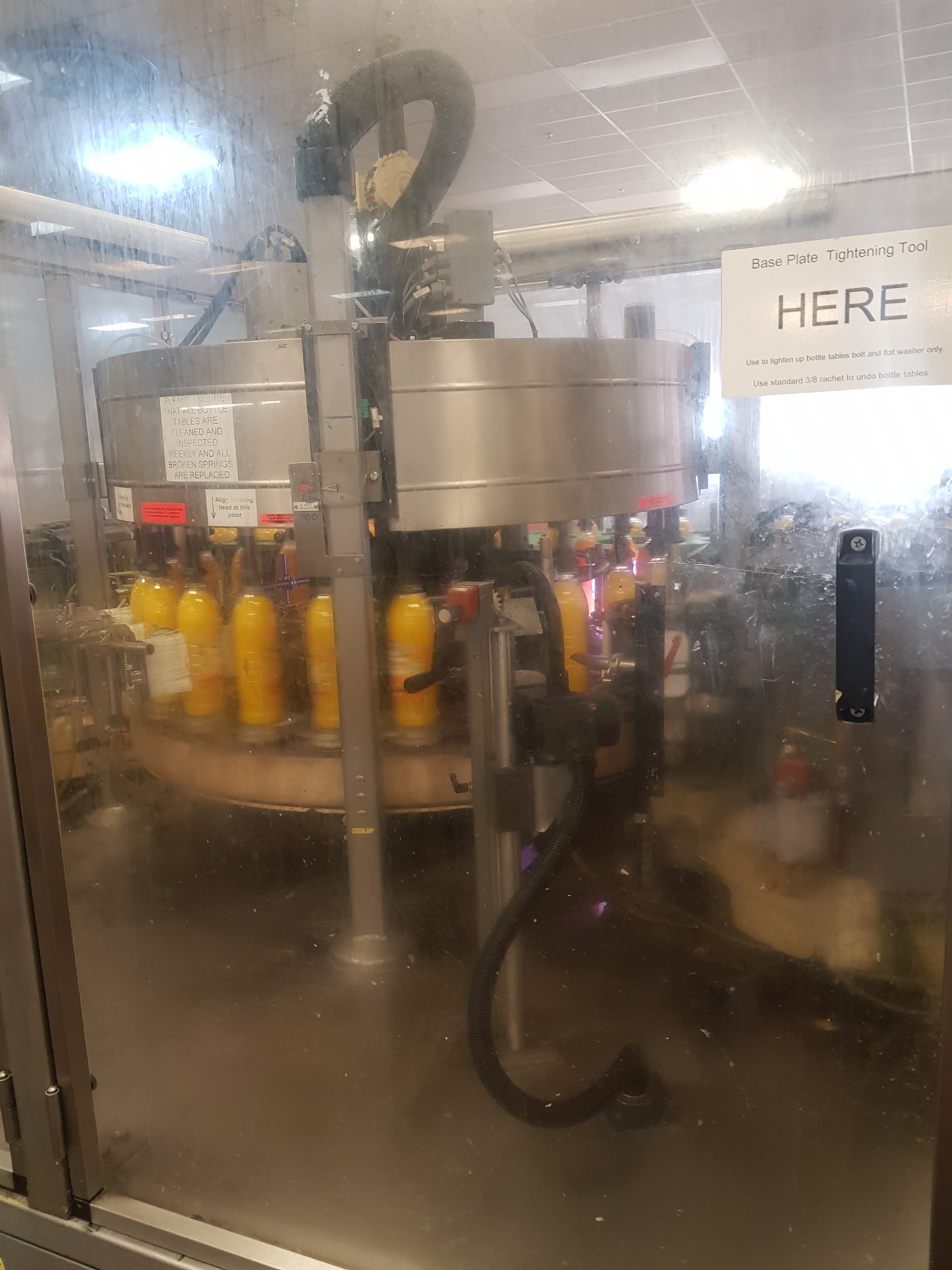 Krones Solomatic Twin Labeller