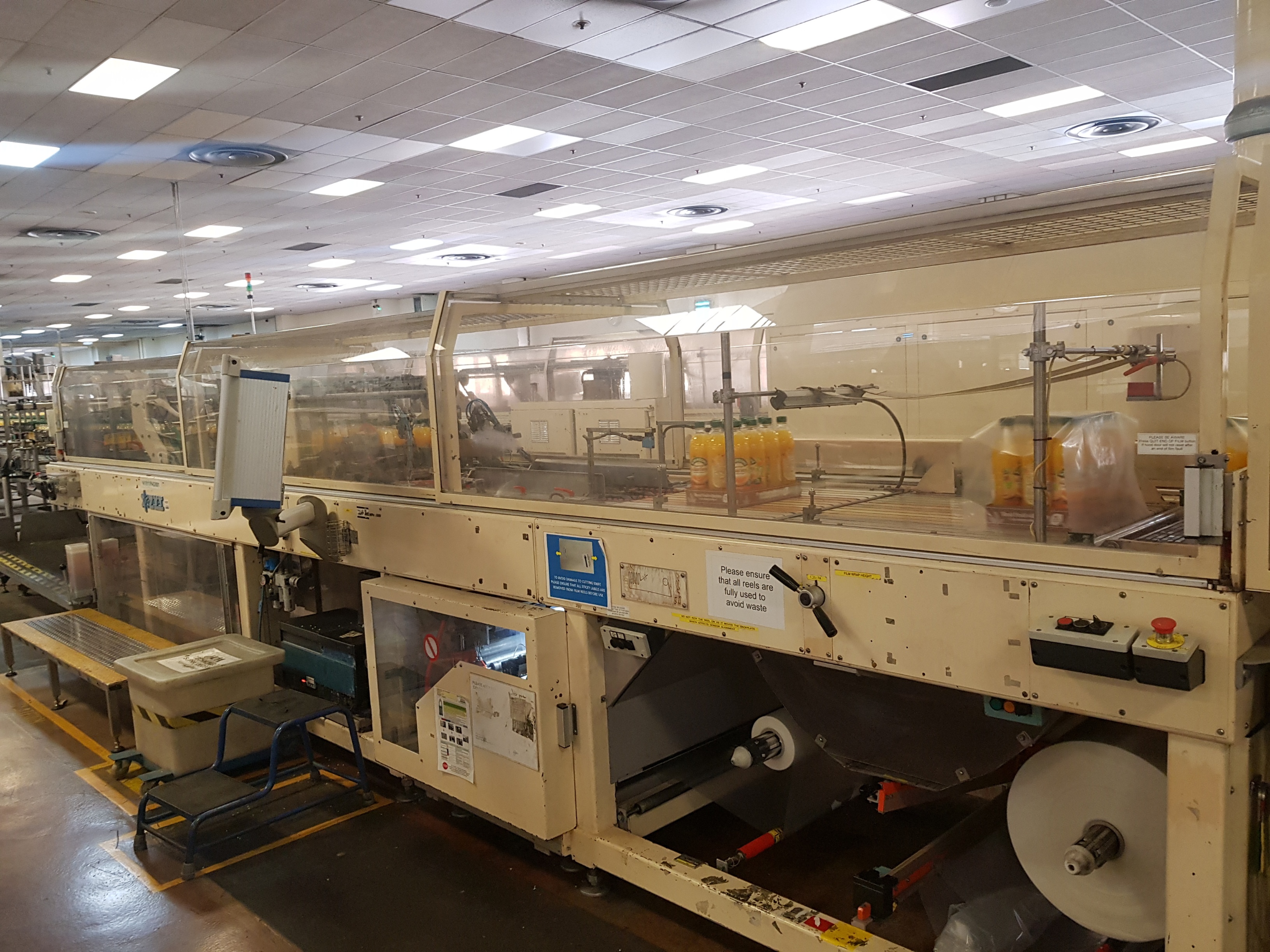 ZVT Tray Packer / Shrink Tunnel