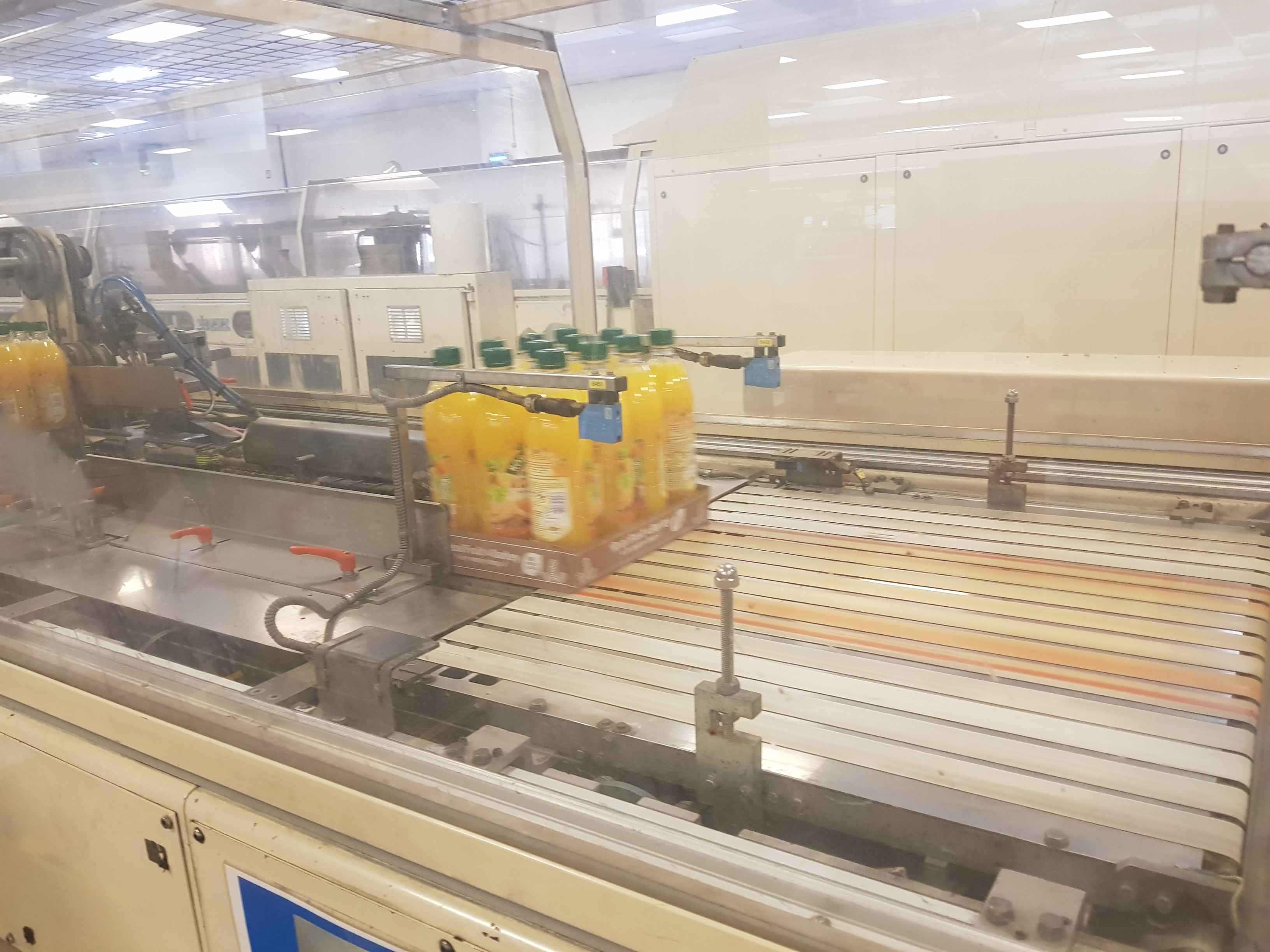 ZVT Tray Packer / Shrink Tunnel