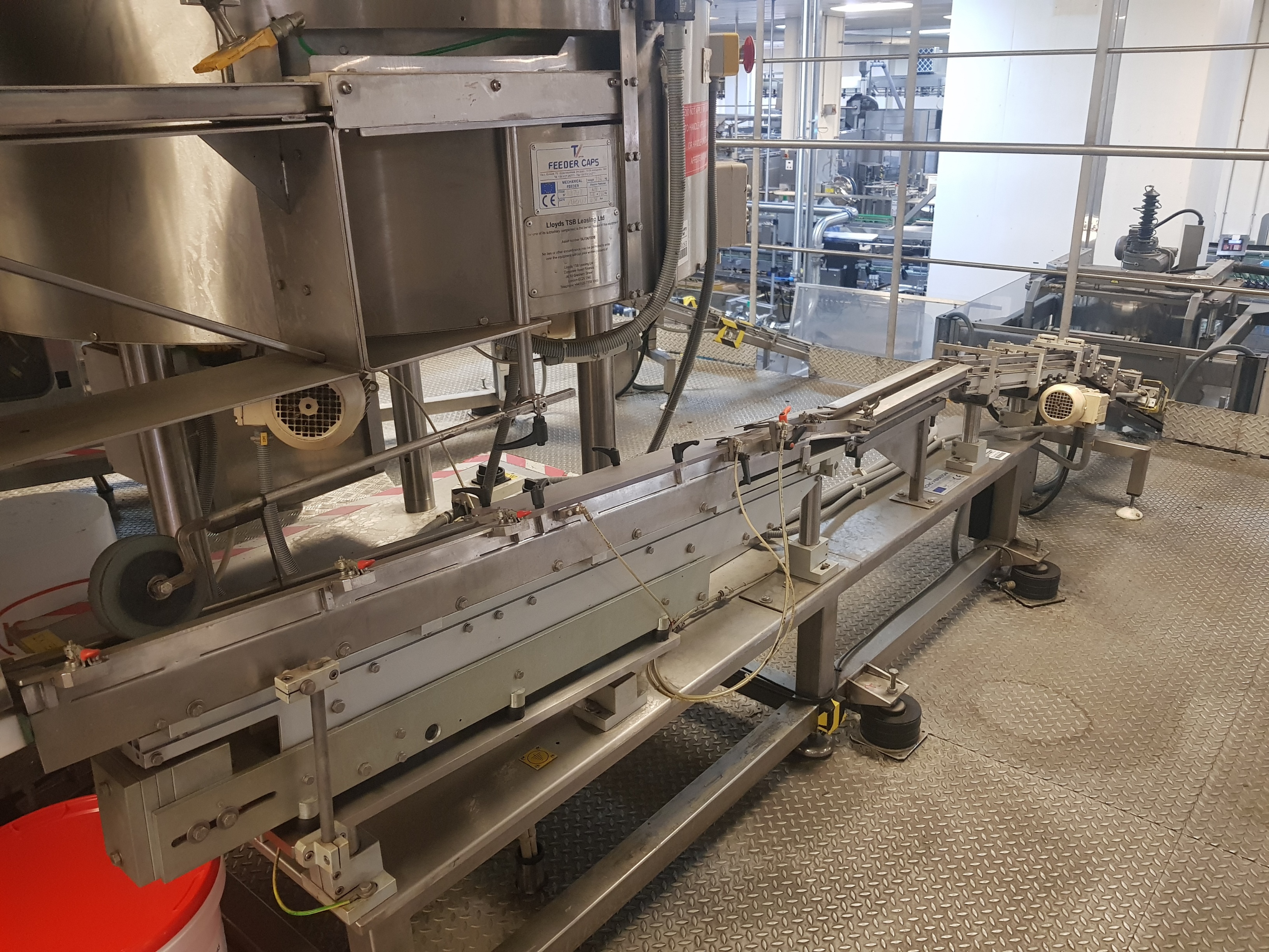 Tecno Infeed Conveyor/Descrambler