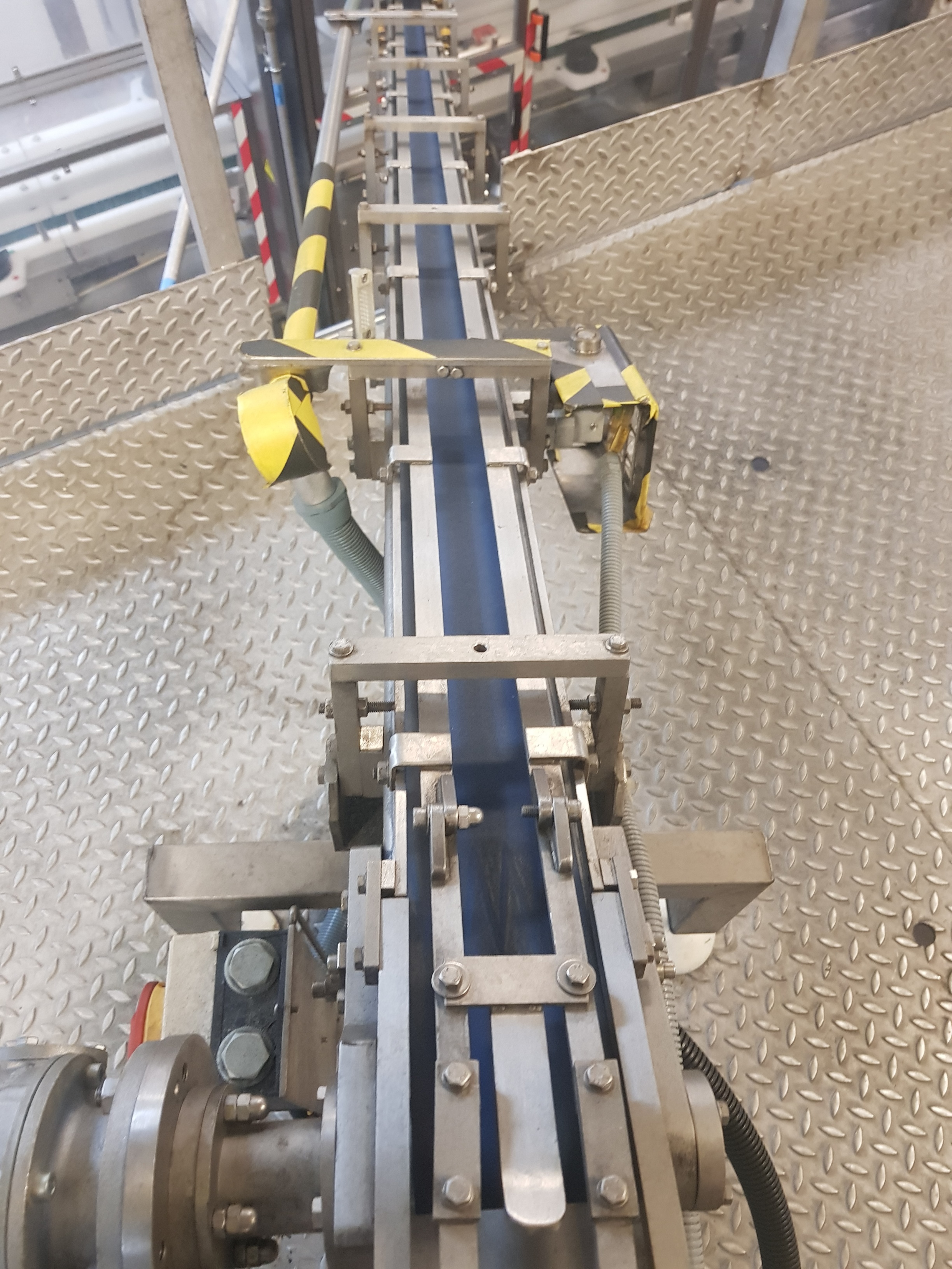 Tecno Infeed Conveyor/Descrambler