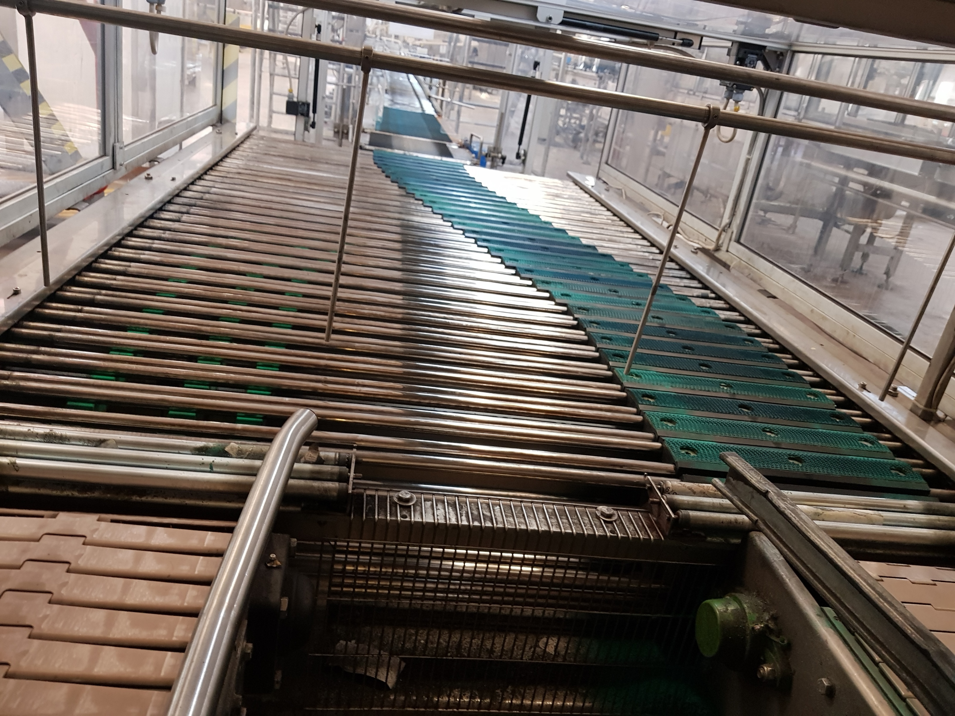 Procomac Reject Station with Cross Transfer System