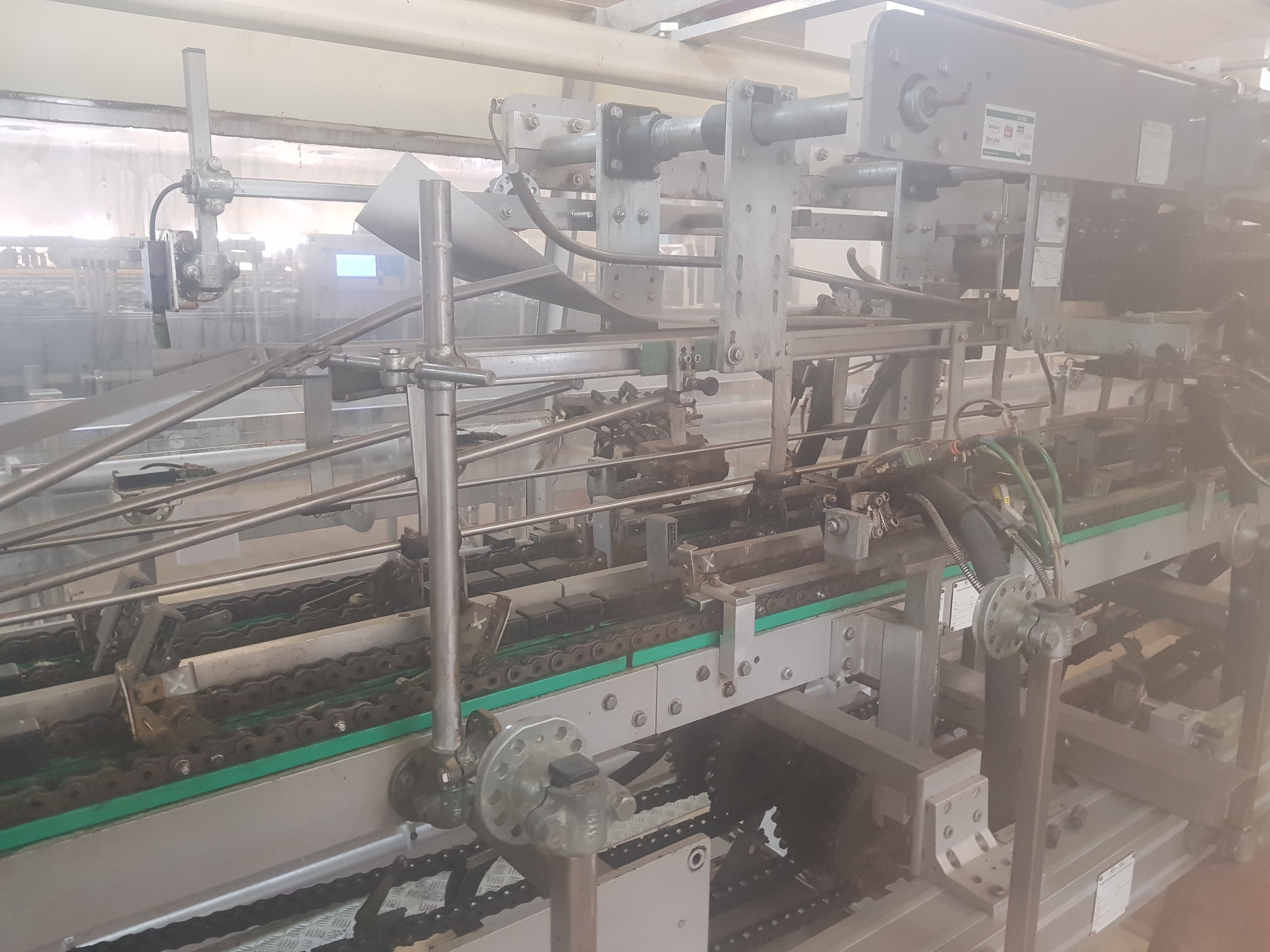 KHS Listers WP08U Tray Packer / Shrink Tunnel