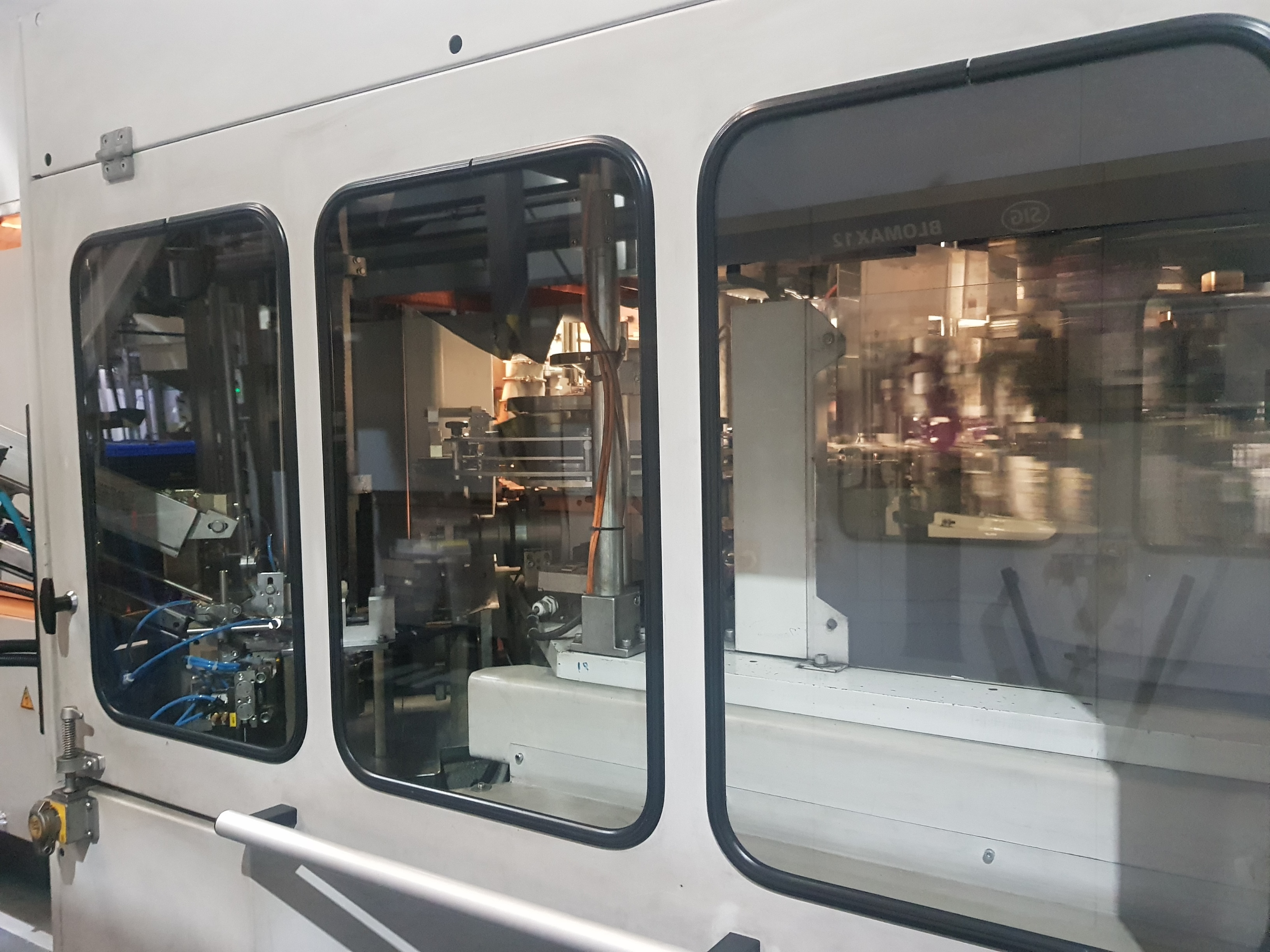 Blowmax-12 PET Blow Moulder