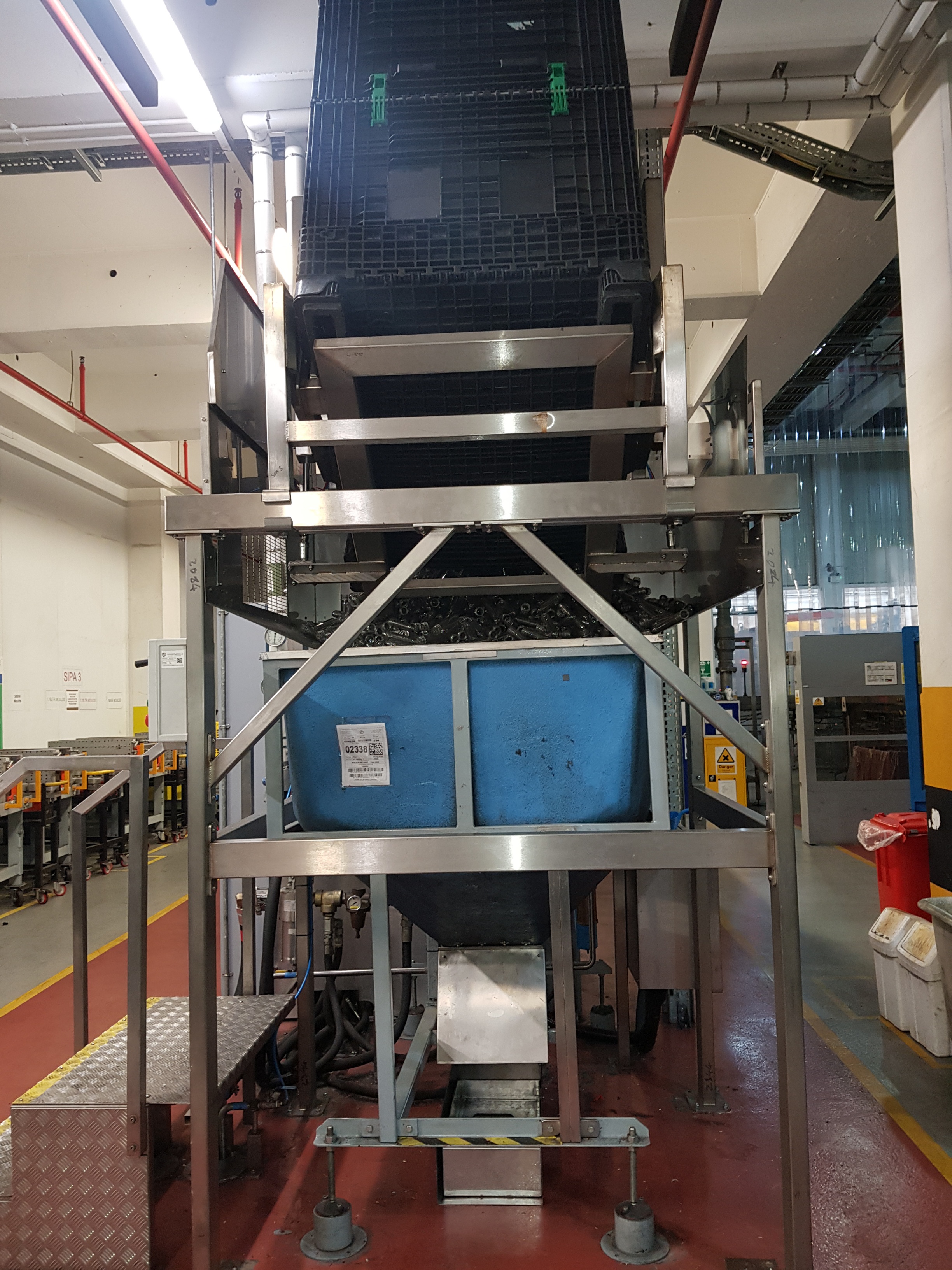 Loader Hopper with Elevator