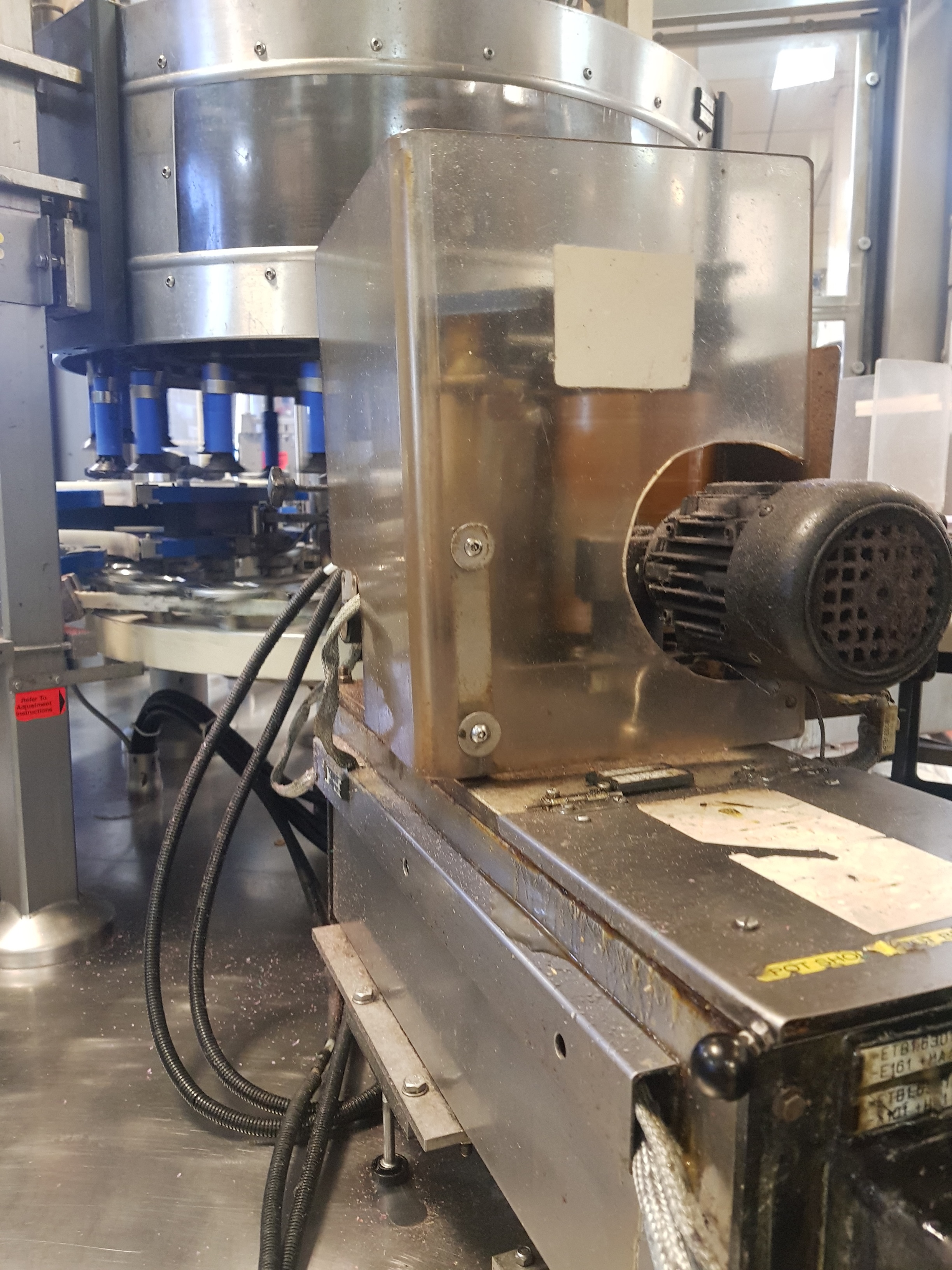 Krones Canmatic 720-21 Twin Station Labeller