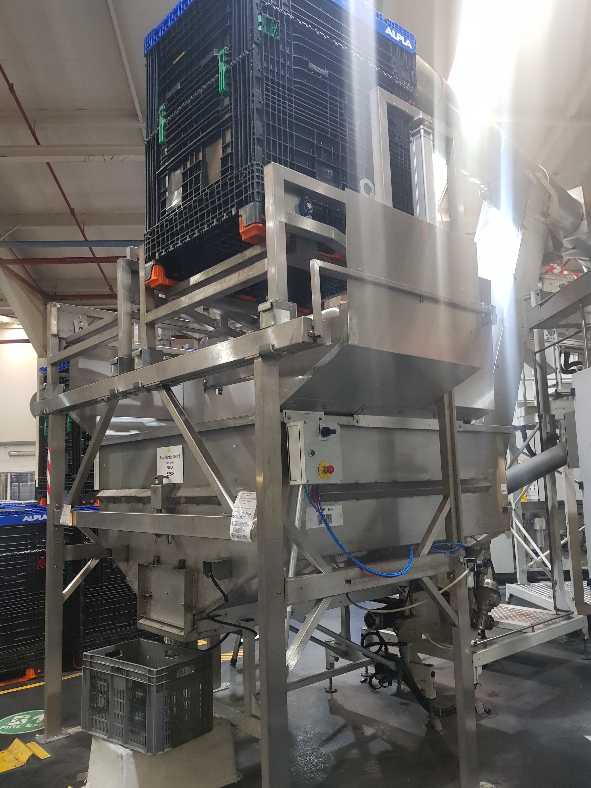 M.Tanner SBT-2213 Tipping Hopper