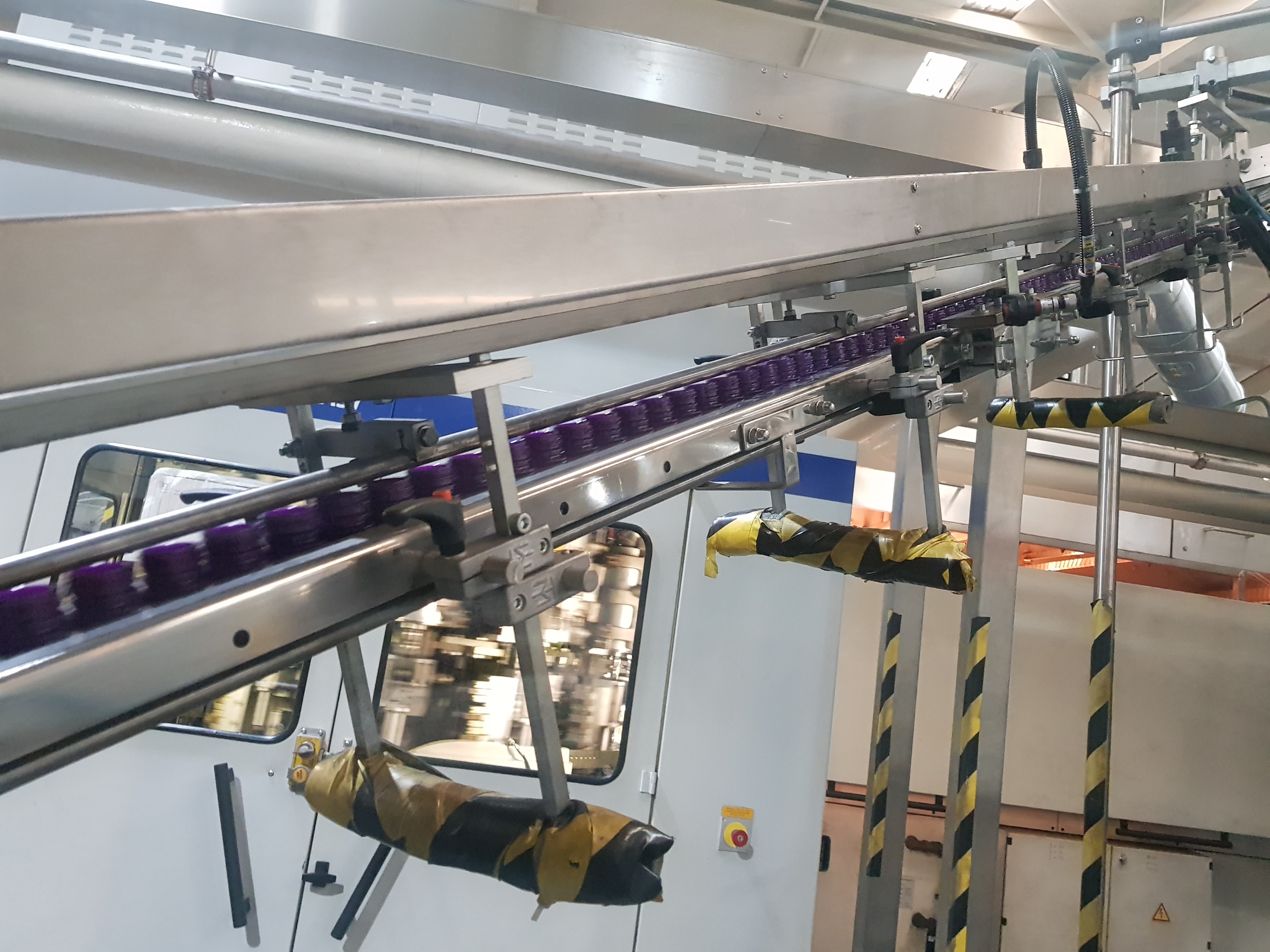 M.Tanner Perform Feeder