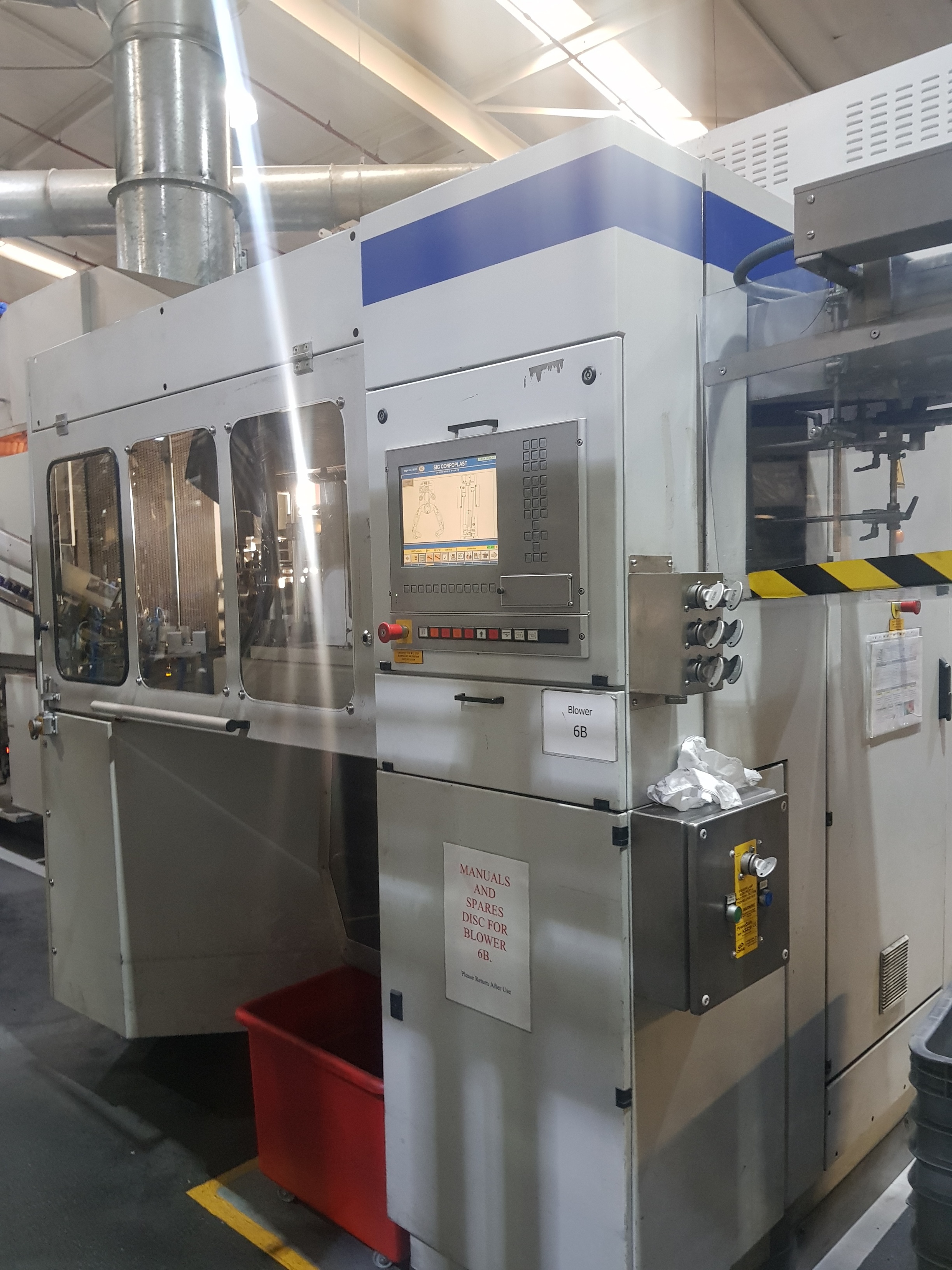 Sig Blowmaster-12 Pet Blow Moulder