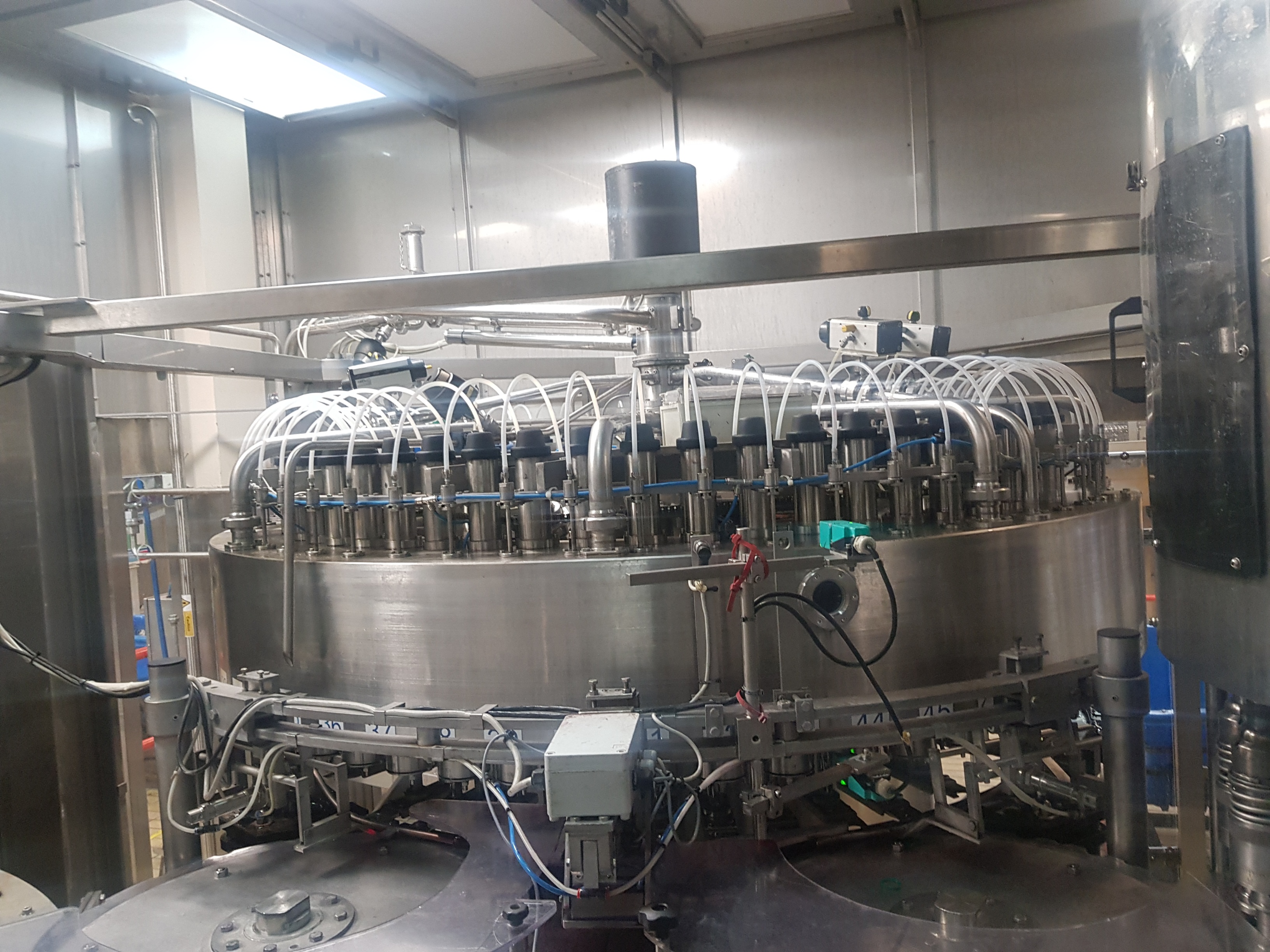 Procomac Fillstar Volumetric Filler / Capper