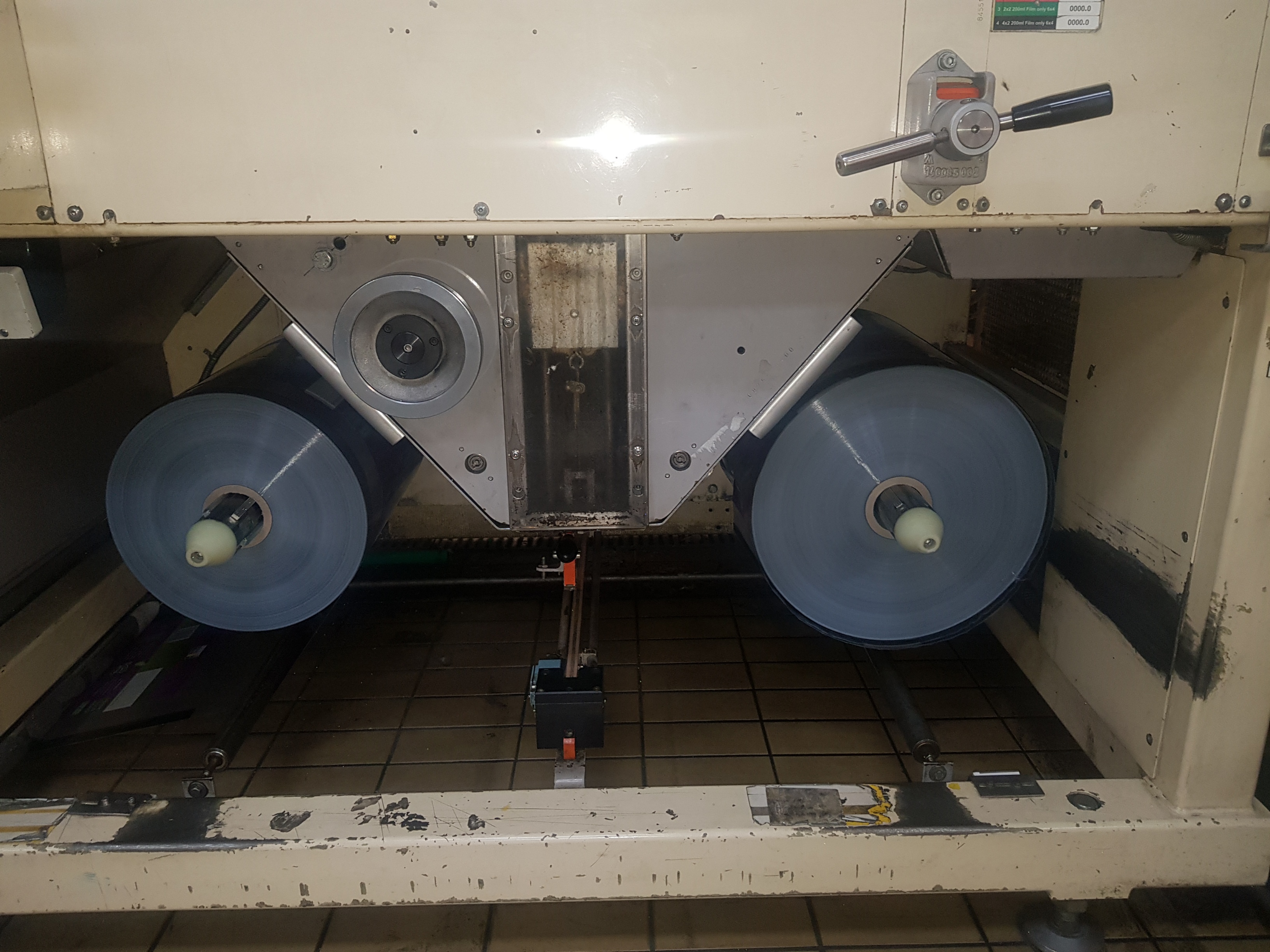 Kisters PSP-050-VC Tray Packer / Shrink Tunnel