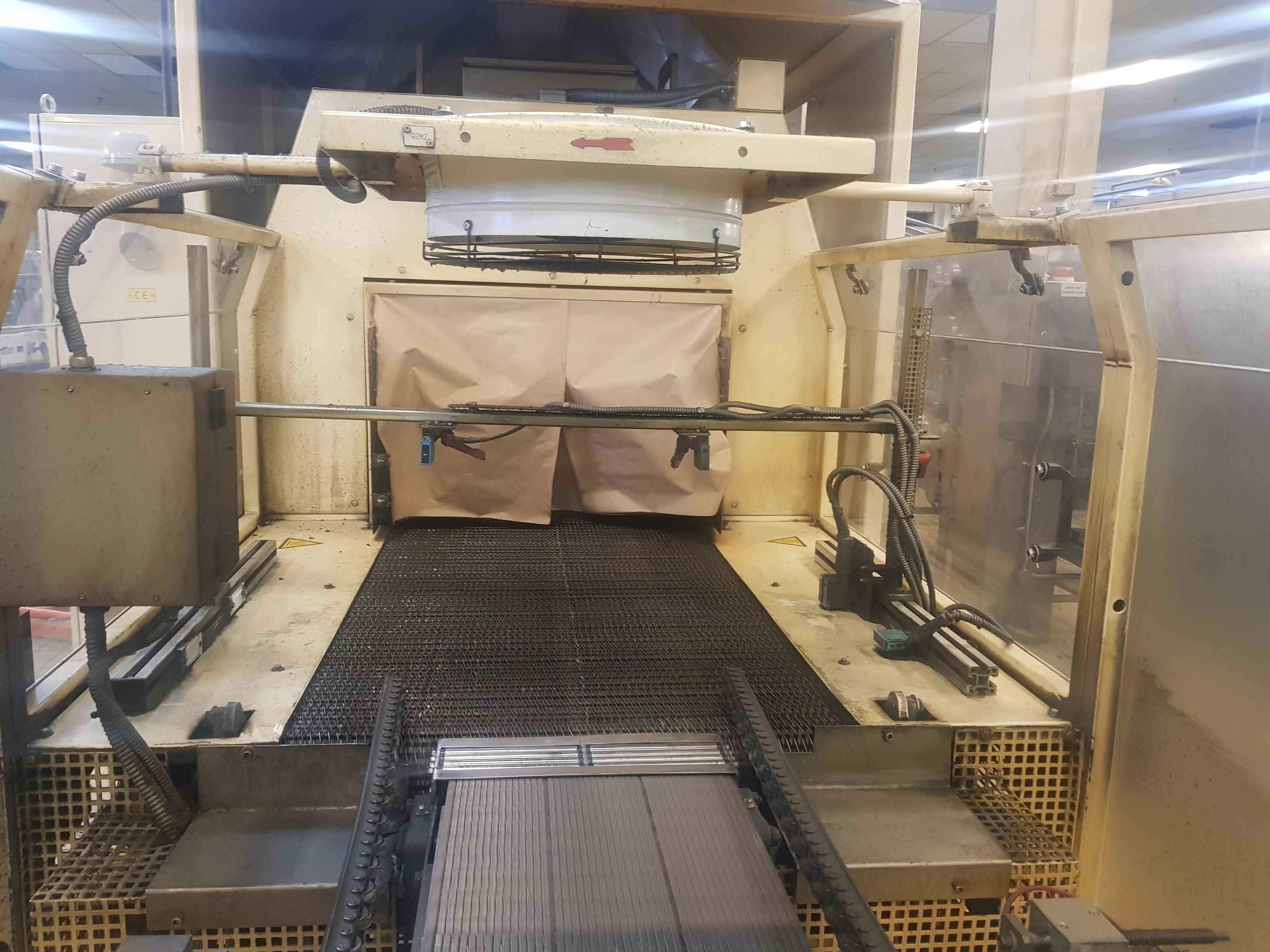 Kisters PSP-050-VC Tray Packer / Shrink Tunnel