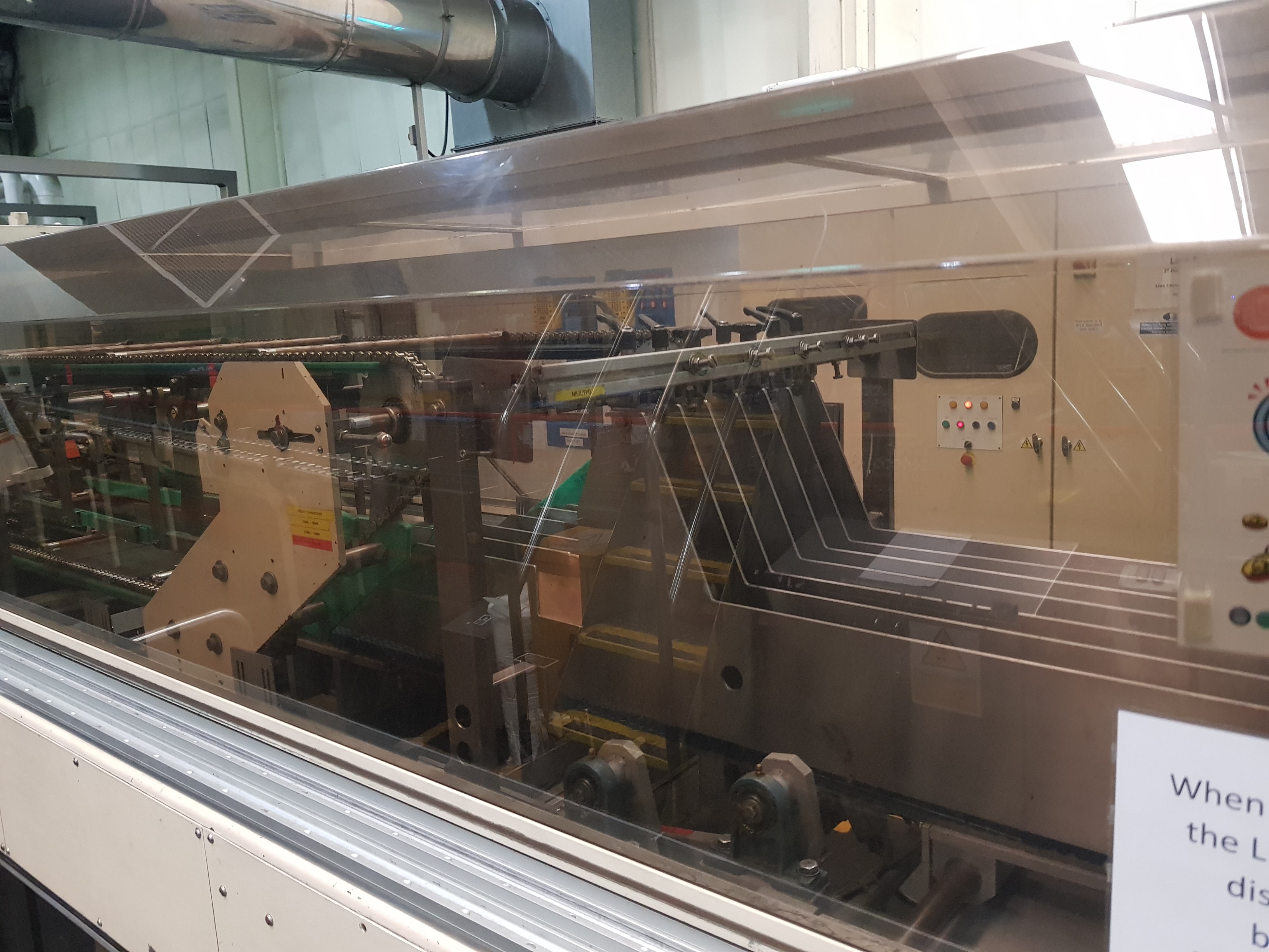 ZVT Tray Packer/Shrink Tunnel