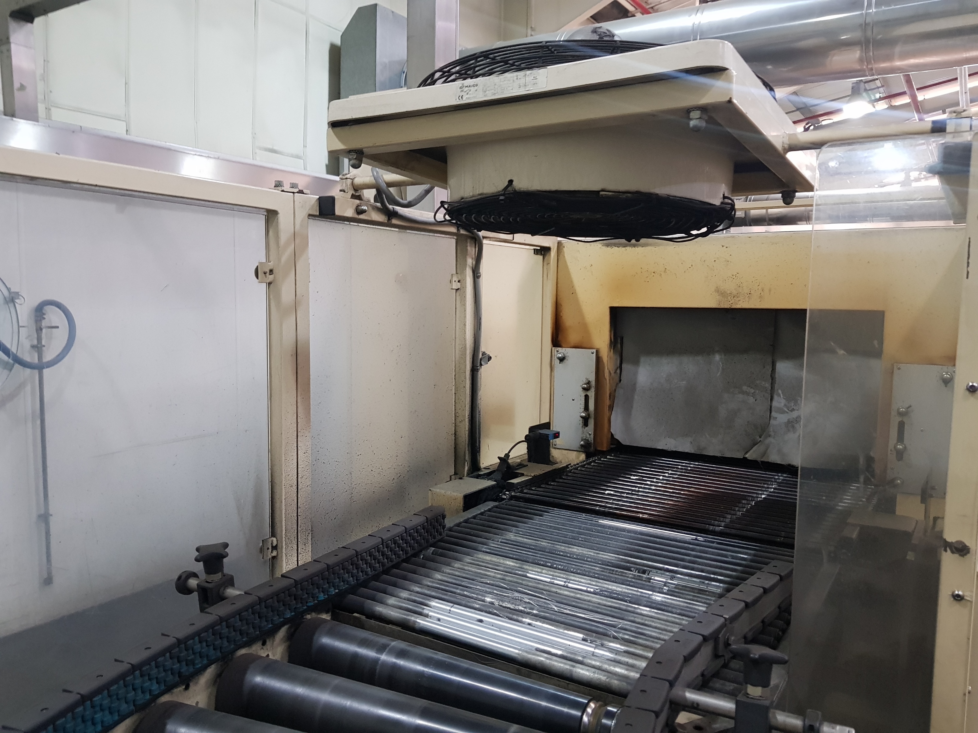 ZVT Tray Packer/Shrink Tunnel