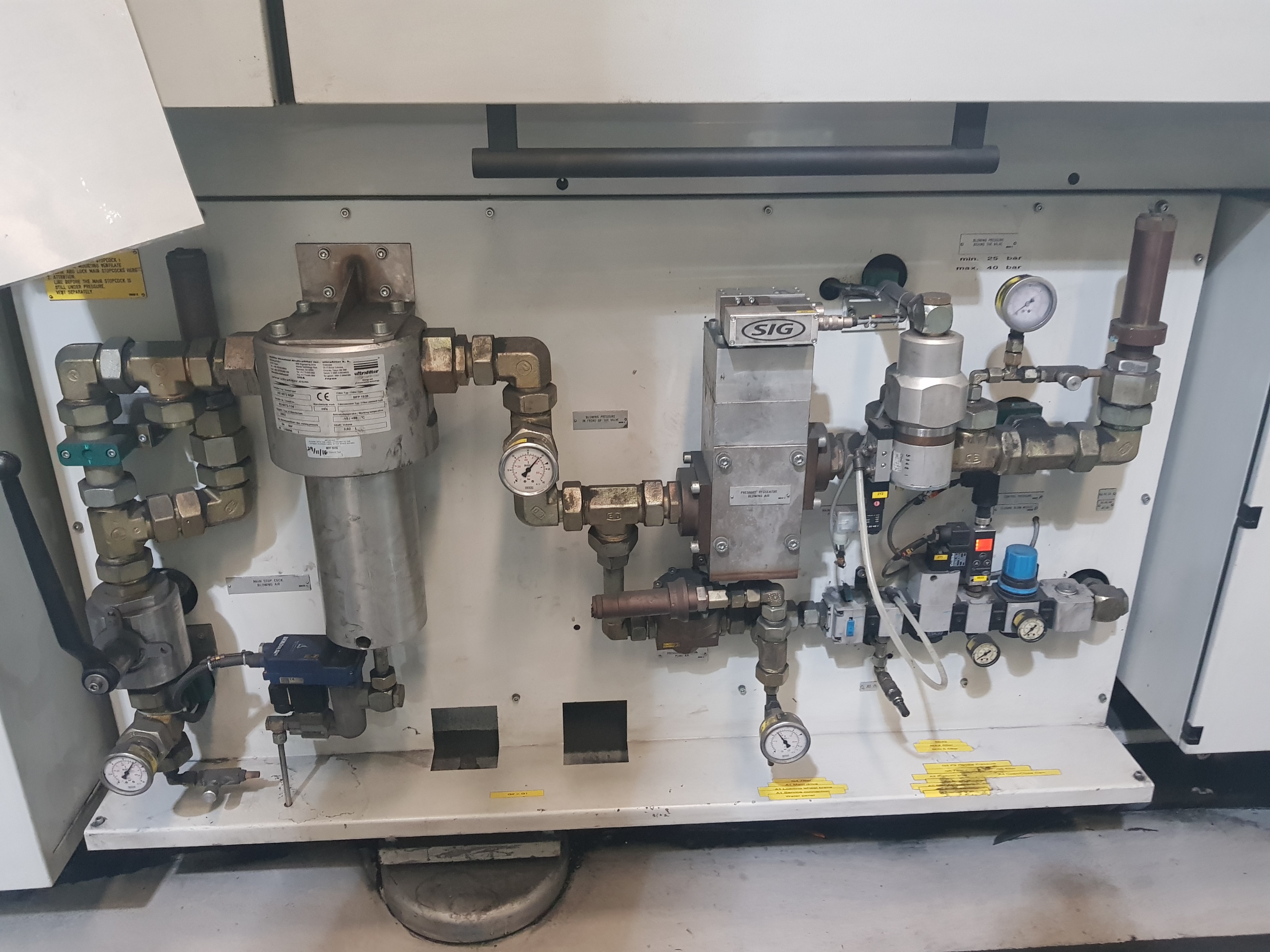 SIG Blowmax-12 PET Blow Moulder