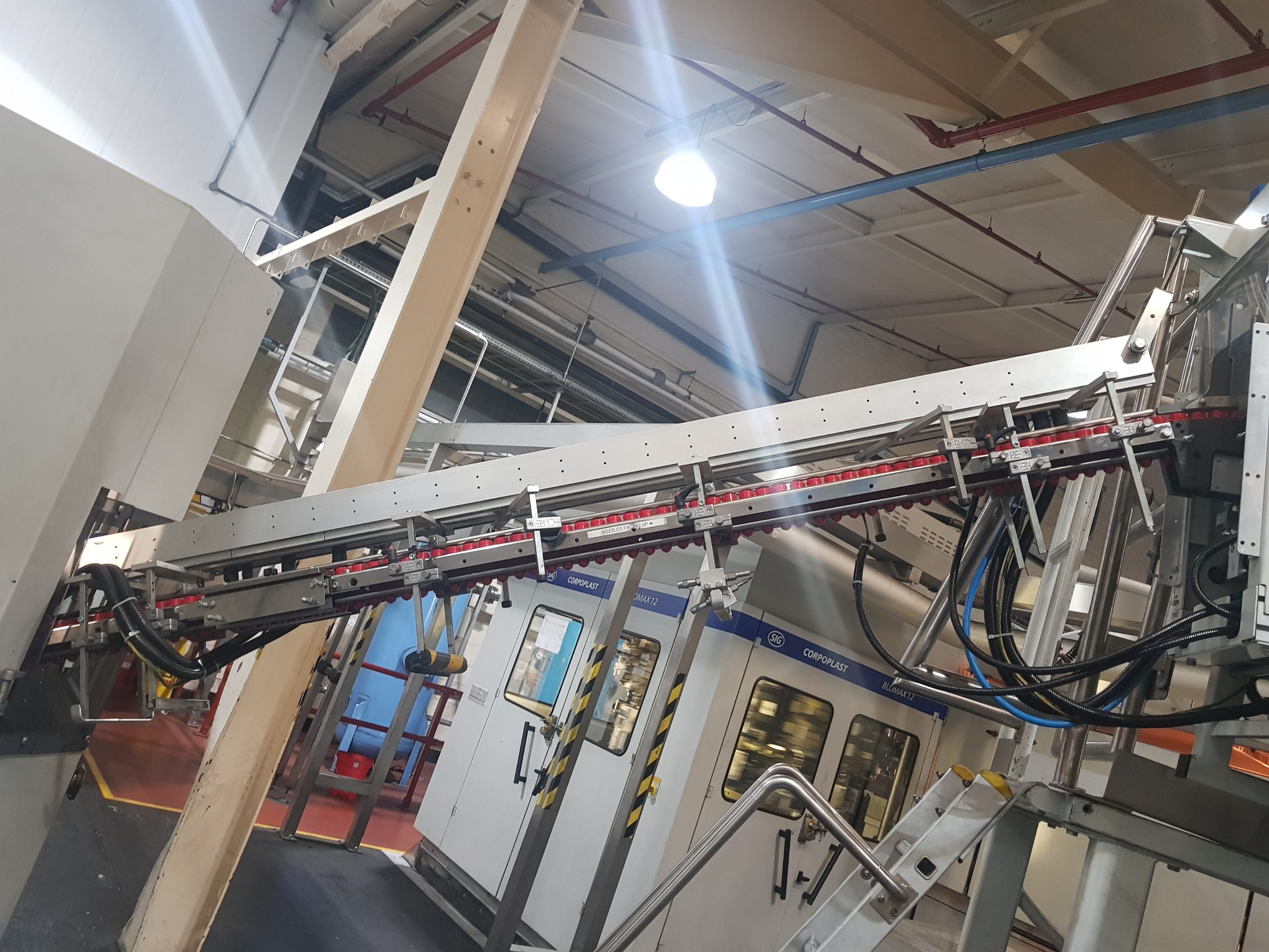 M.Tanner Perform Feeder