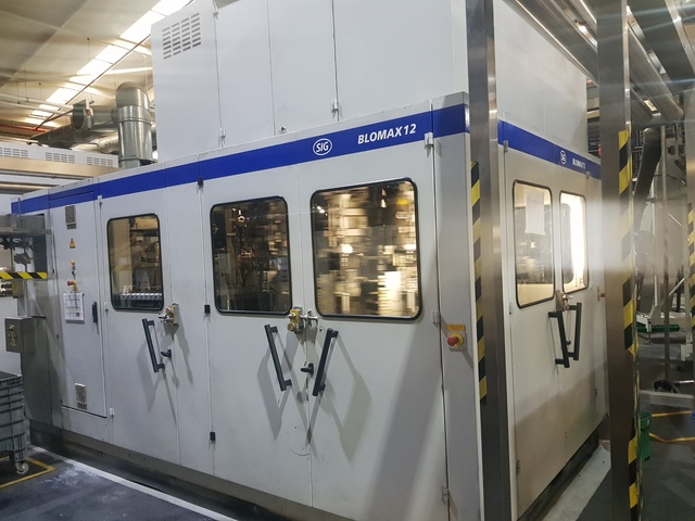 Blowmax-12 PET Blow Moulder