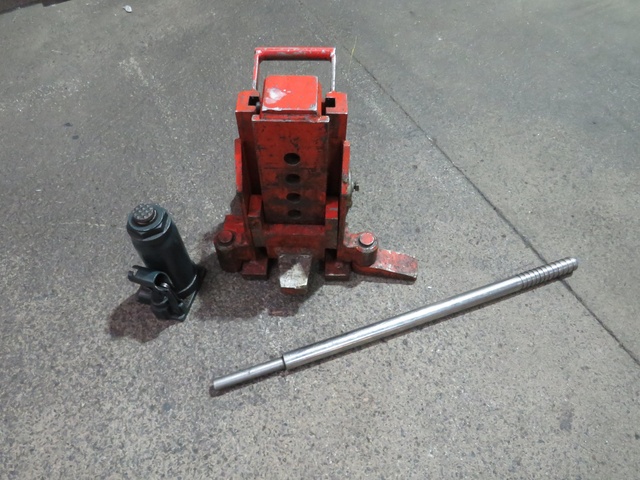 Georg Kramp Machine Jack 8000kg, Einell Bottle Jack 6000kg