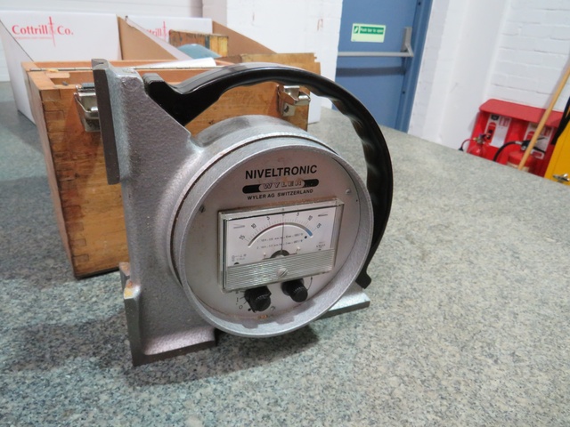 Tesa Nivel Tronic Electronic Machine Level