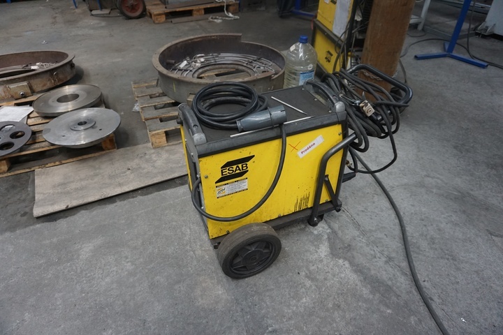 ESAB Aristo 400 Arc Welder