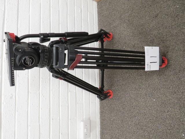 Sachtler Video 18 S2 Tripod