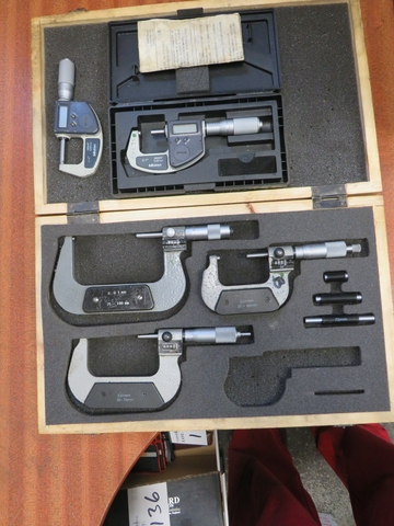 Digital Metric Micrometers