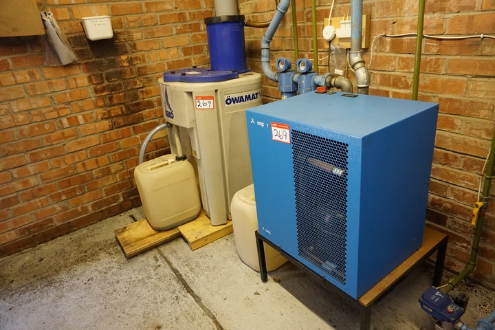 Dryer Model F005 9HS