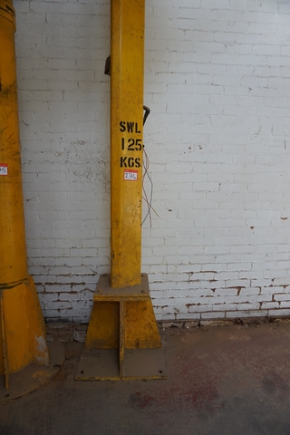 Jib Crane SWL 125kg (Dismantled)