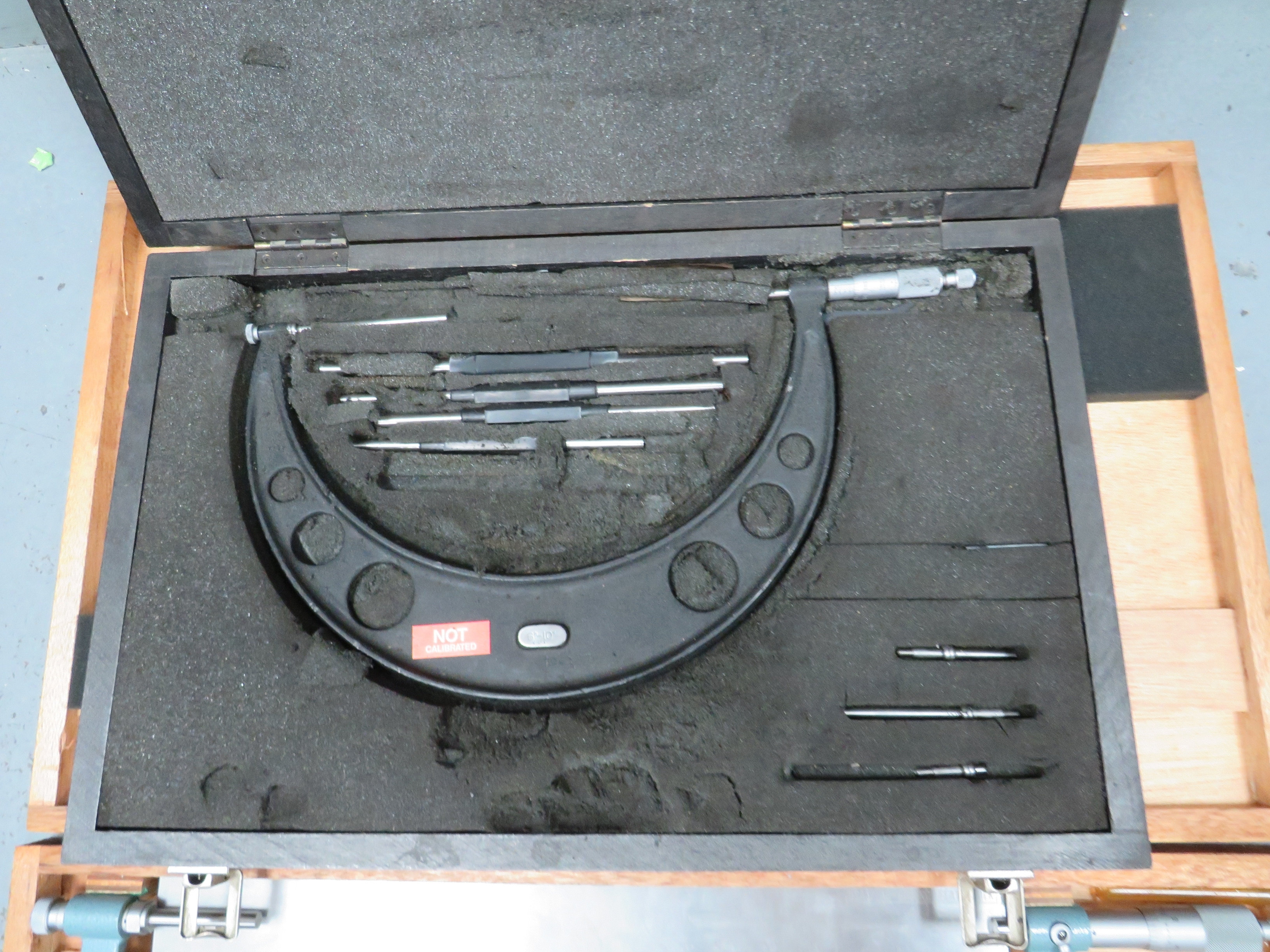 Qty of Metric Micrometers