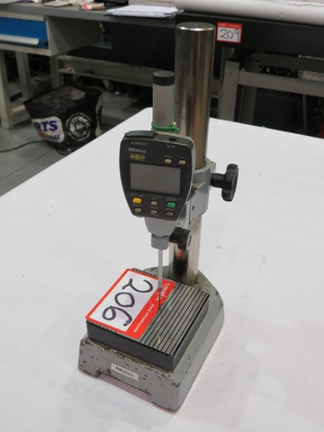 Mitutoyo Digital Comparator