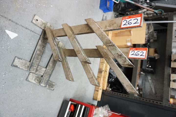 Qty of Racks for Bar Stock