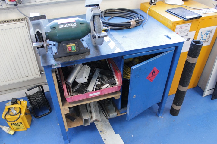 Metabo DS200 Double Ended Grinder and Bench