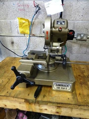 Construzioni Meccaniche  Fabris Chop Saw