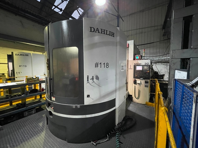 Dahlih DL-MCH630 Horizontal Twin Pallet Machining Centre (2011)