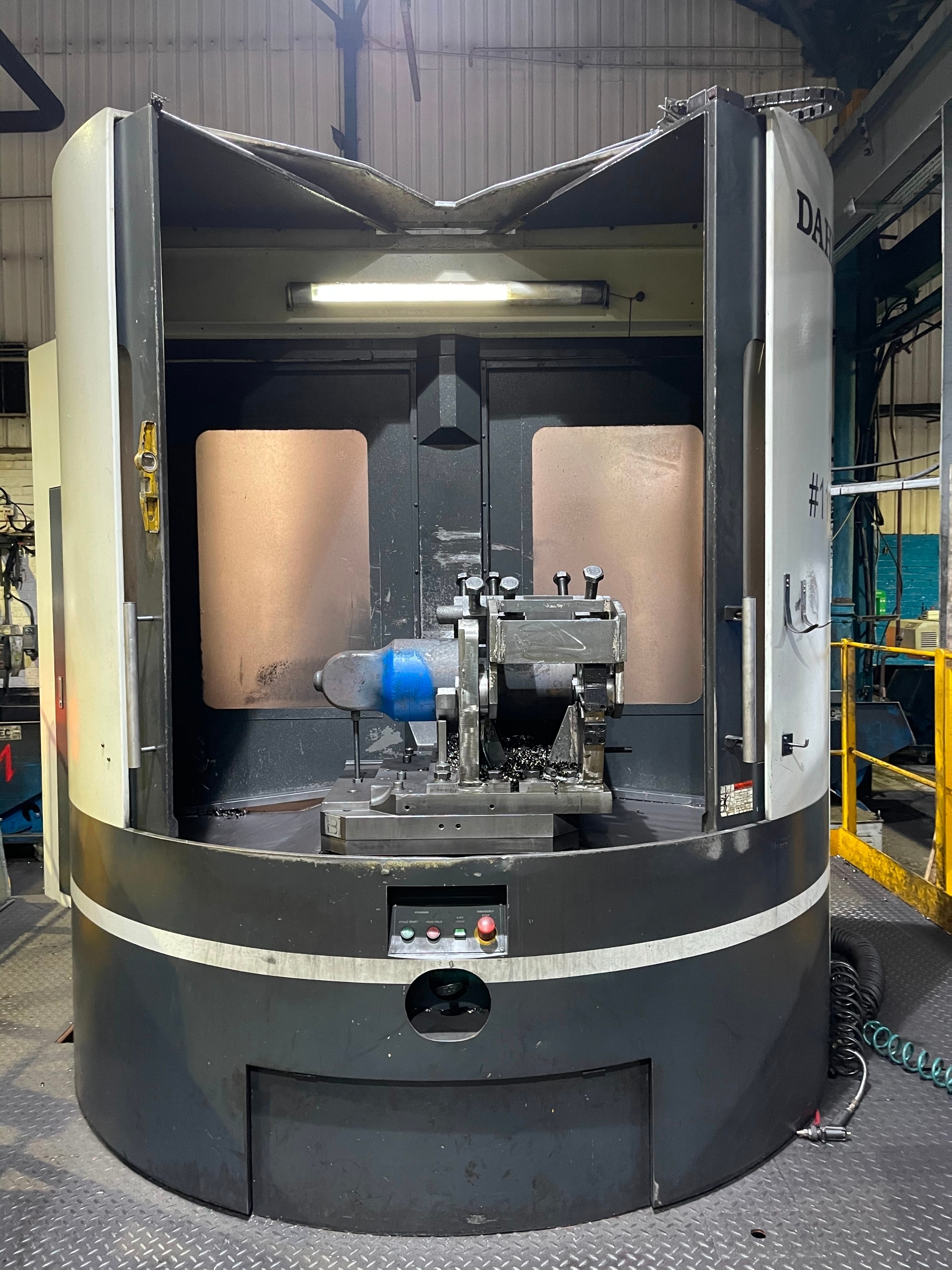 Dahlih DL-MCH630 Horizontal Twin Pallet Machining Centre (2011)